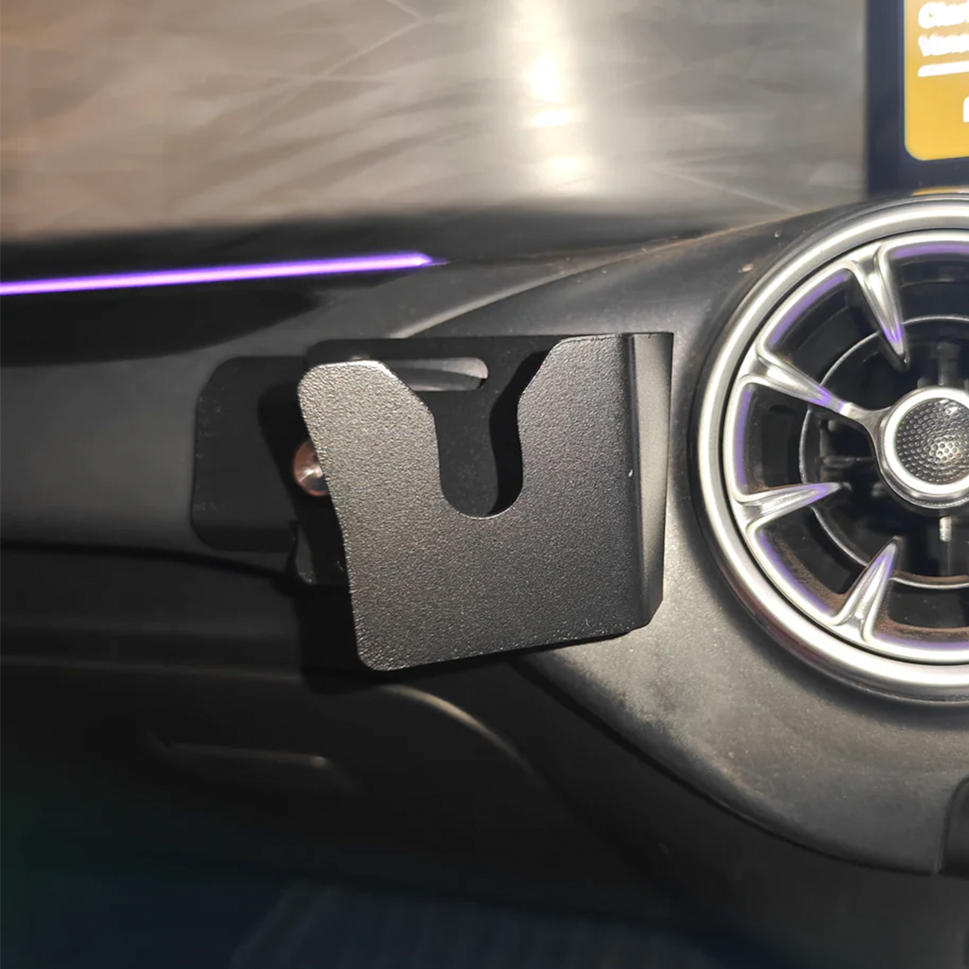 TANK 300 UHF MICROPHONE HOLDER