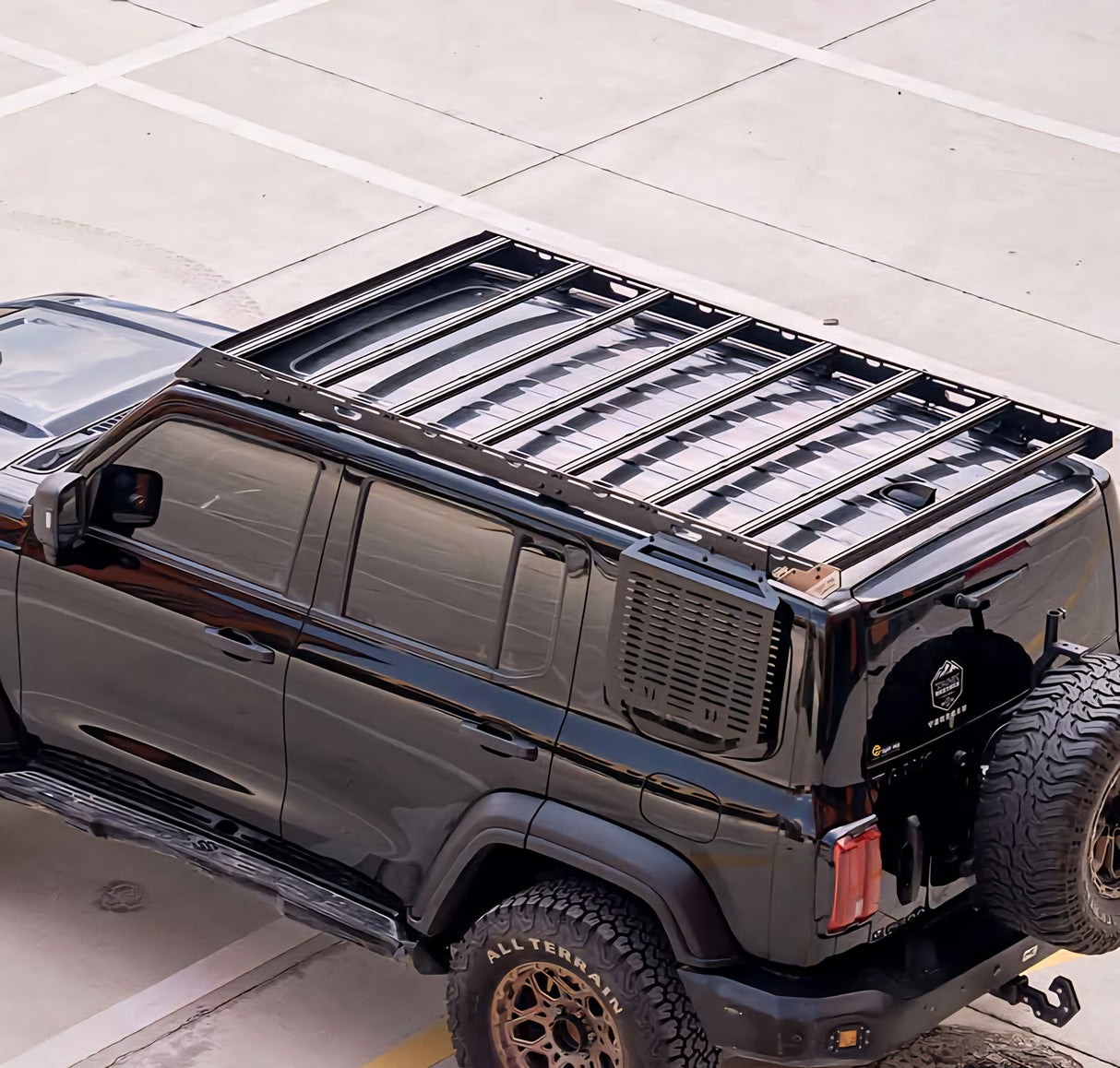 TANK 300 PHANTOM PLATFORM PACKAGE LADDER AND ACC PANEL INCLUDED