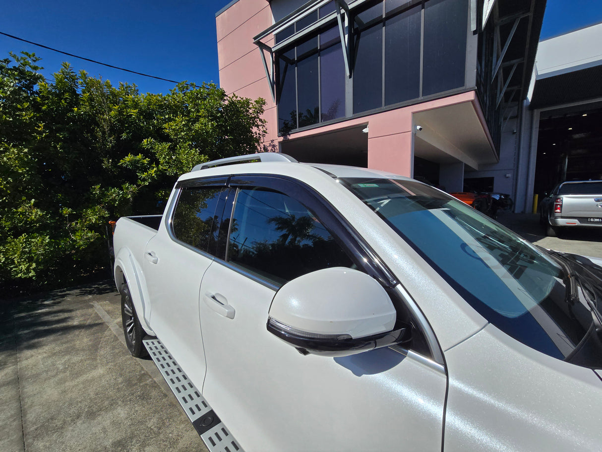 GWM ALPHA PREMIUM TINTED WEATHERSHIELDS