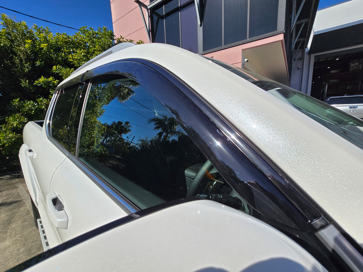 GWM ALPHA PREMIUM TINTED WEATHERSHIELDS