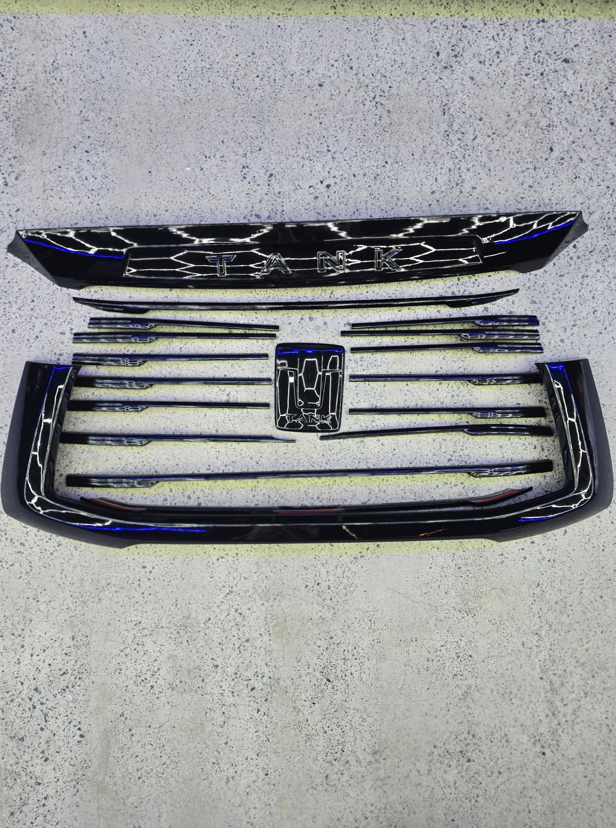 TANK 500 GRILLE BLACKOUT COVER PACK