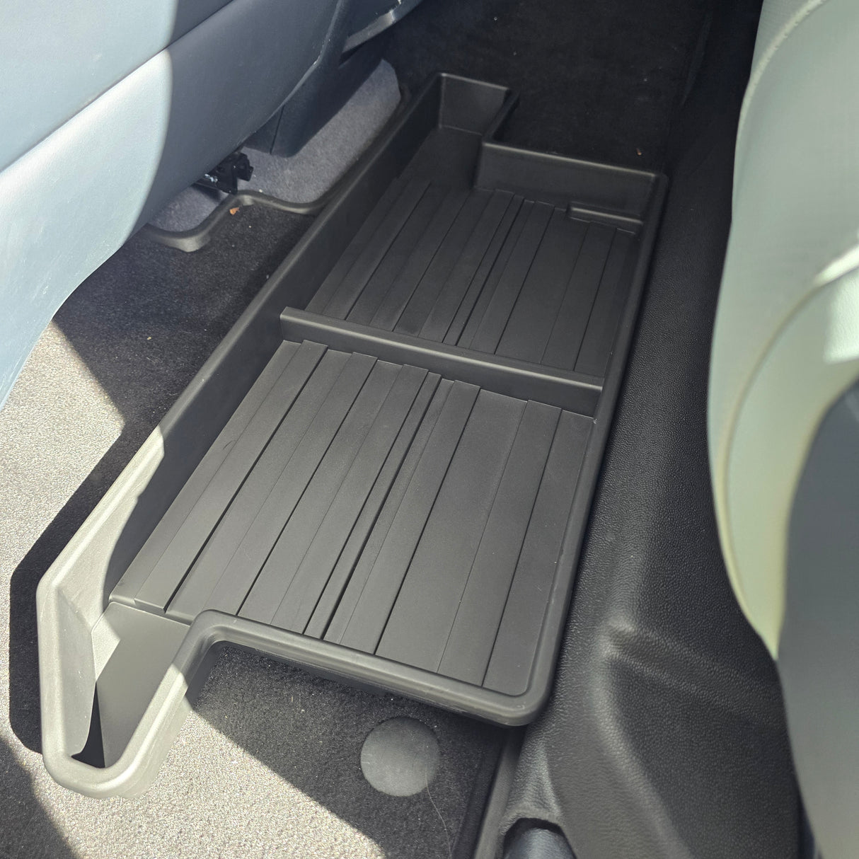 DENZA B5 2026+ UNDERSEAT STORAGE TRAYS