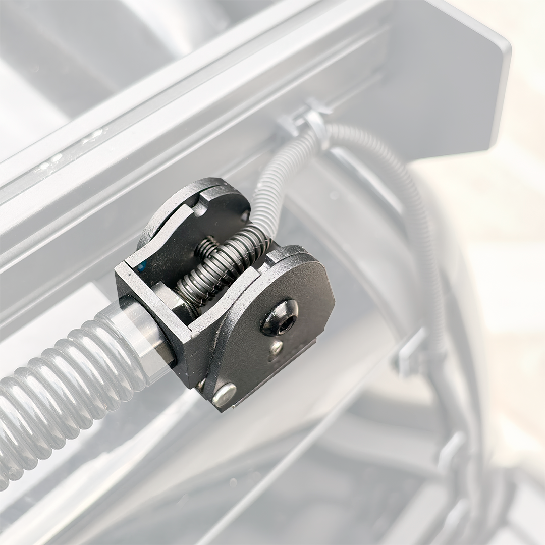 SAVAGE FOLDING UHF ANTENNA BRACKET