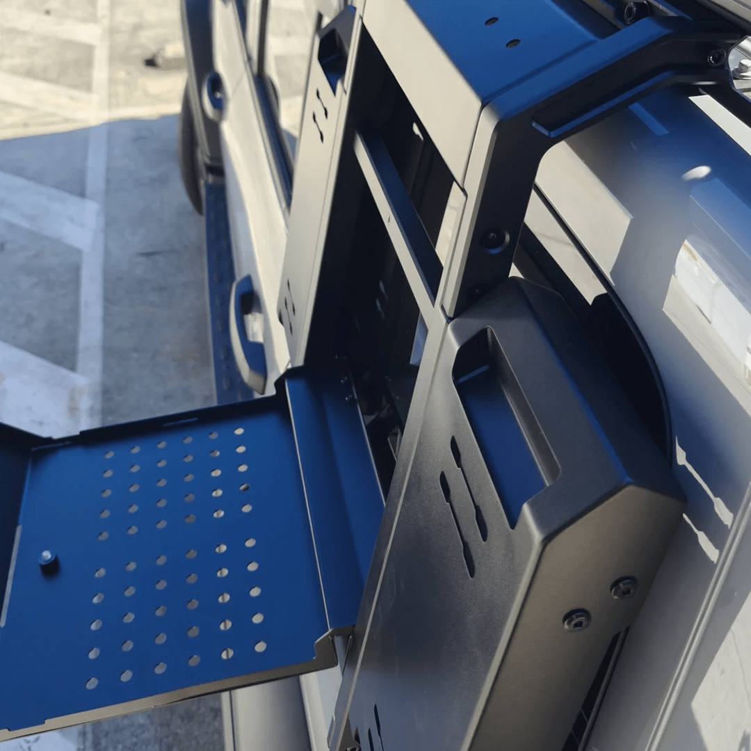 TANK 300 SIDE TABLE FOR PREMIUM PLATFORM - Savage Tech Australia