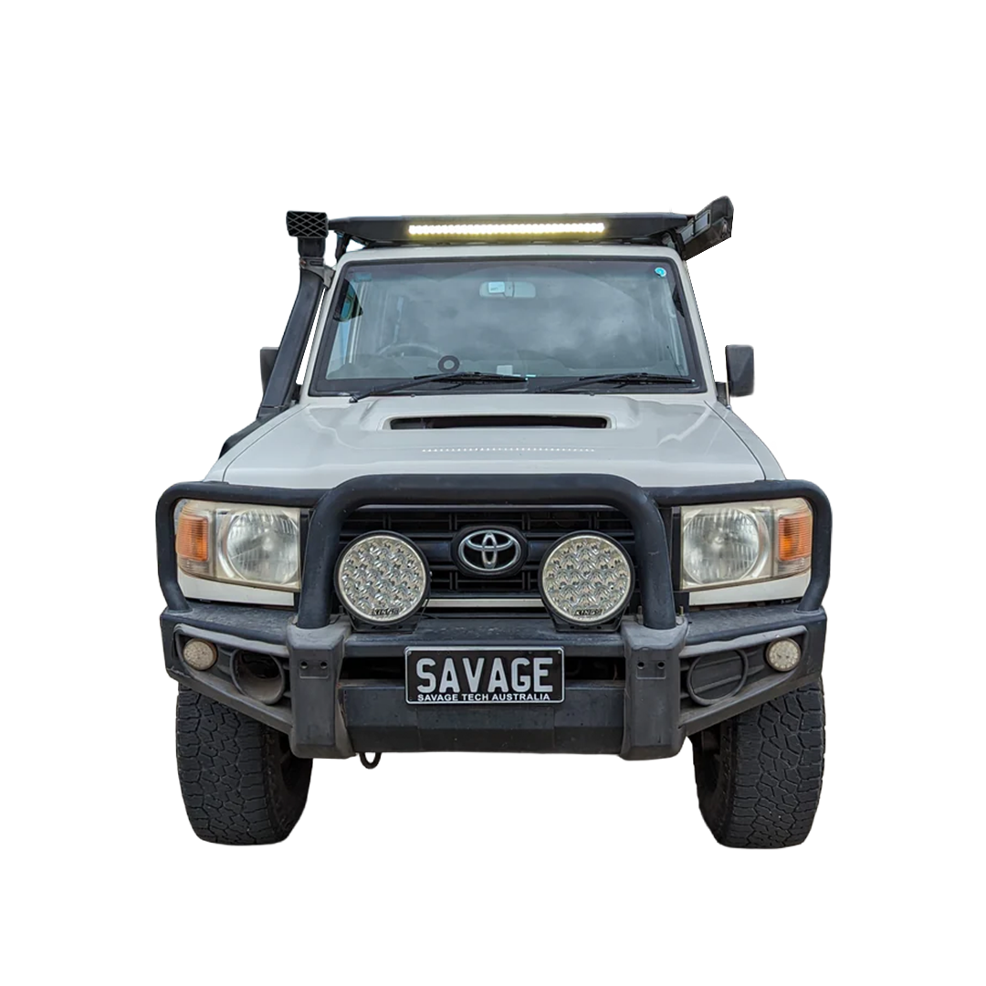 TOYOTA LAND CRUISER LC76 ROOF PLATFORM WITH INTEGRATED LIGHT BAR