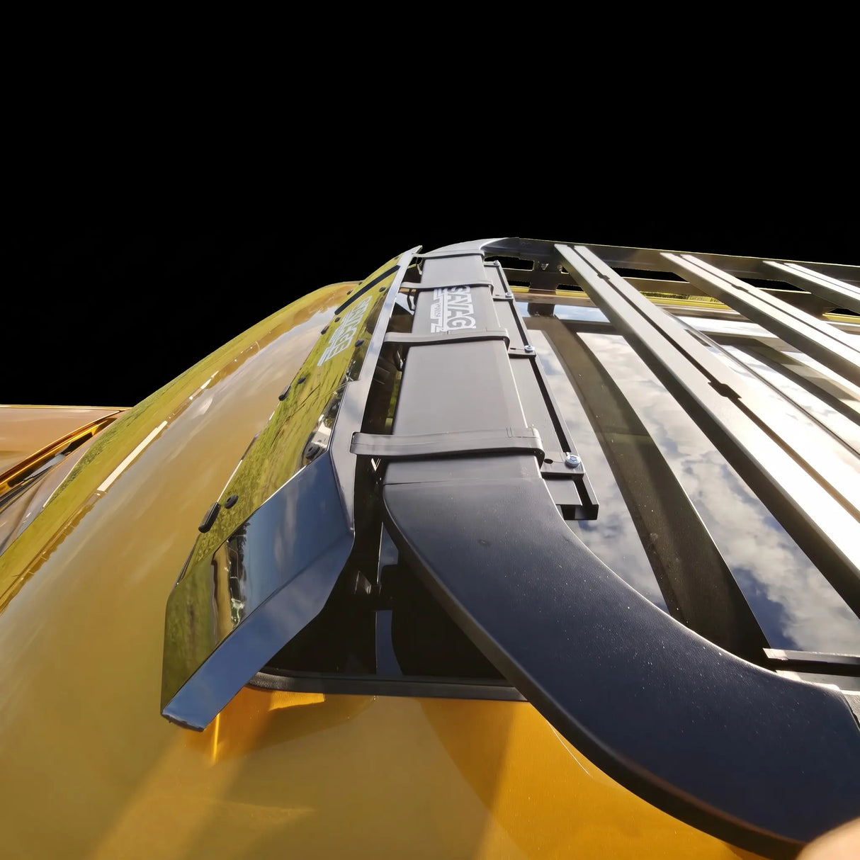 DENZA B5 SAVAGE RAILPRO ROOF PLATFORM with STORAGE BOX