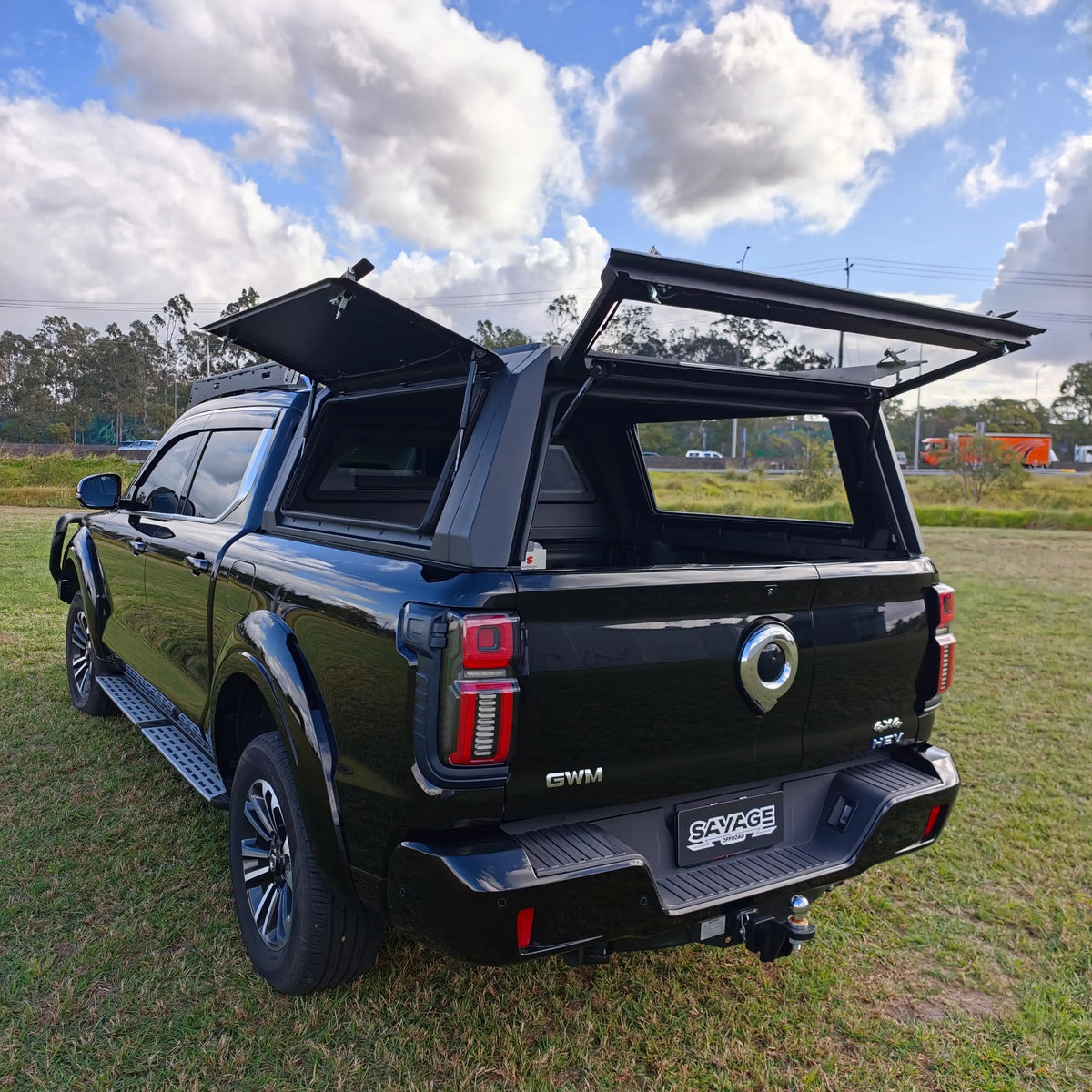 GWM Cannon Alpha with Savage Rogue flat pack aluminium canopy fitted v2, Savagetech.com.au