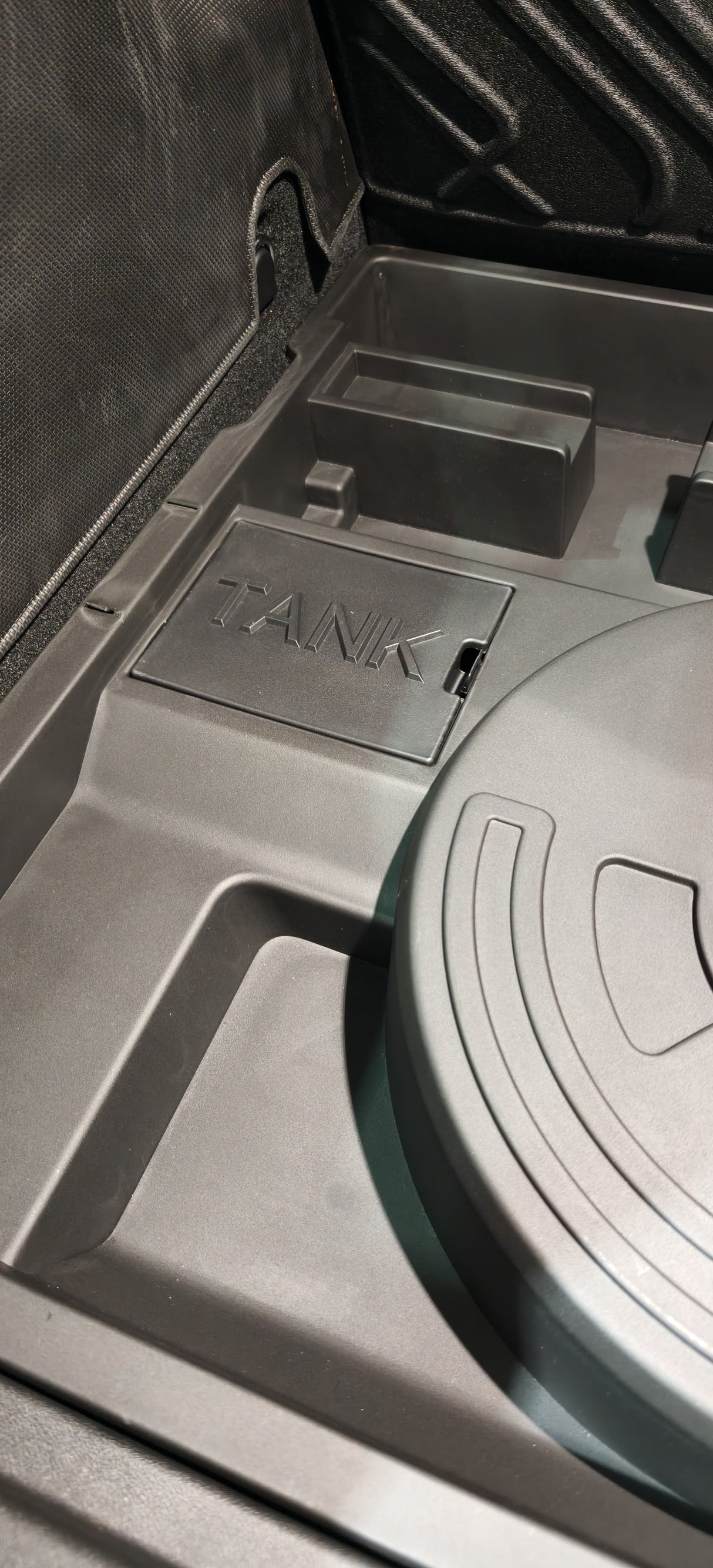 TANK 300 UNDER TRUNK STORAGE TRAY (not suitable for HEV or Diesel model)