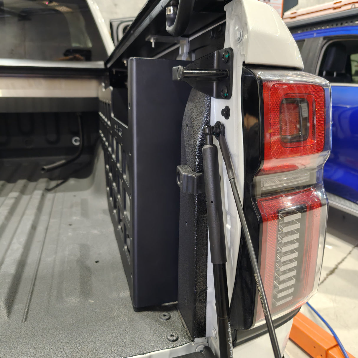 SAVAGE TECH MOLLE SIDE STORAGE FOR GWM ALPHA