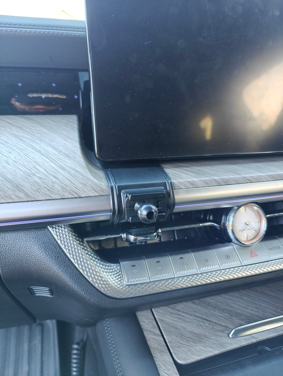 TANK 500 & CANNON ALPHA UNIVERSAL BALL MOUNT WITH MAGSNAP 15W WIRELESS CHARGER COMBO - Savage Tech Australia