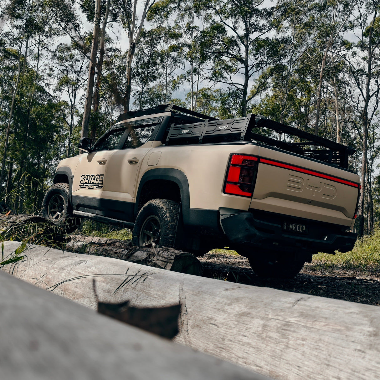 SAVAGE FORTRESS UNIVERSAL ROLLER SHUTTER TUB RACK