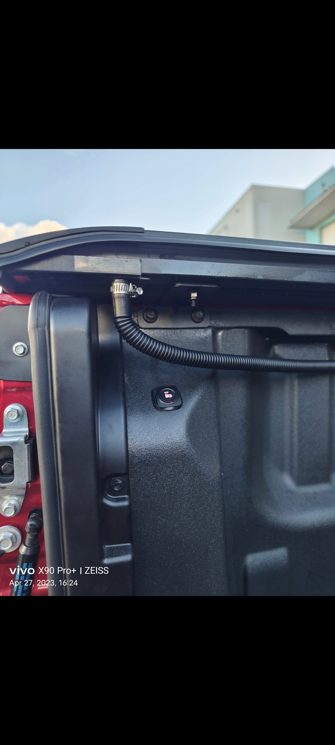 GWM CANNON SAVAGE ROLLERVAULT ELECTRIC ROLLER/HARD TONNEAU COVER