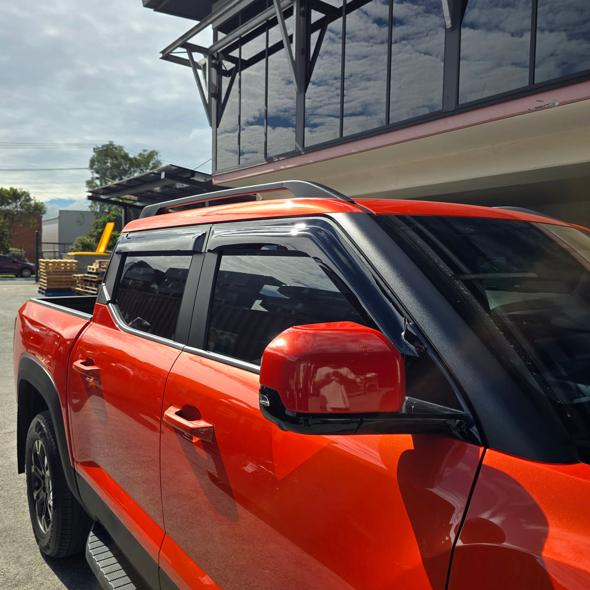 BYD SHARK 6 BLACK PREMIUM WEATHERSHIELDS