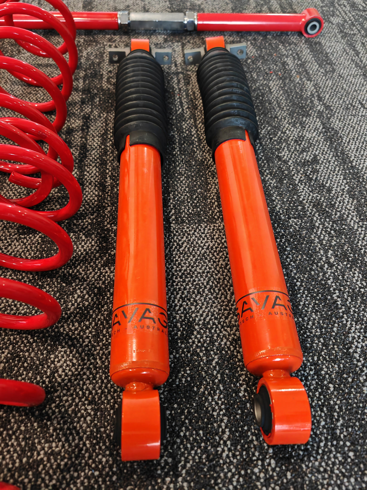 TANK 300 REVERB 1.5" SUSPENSION LIFT KIT