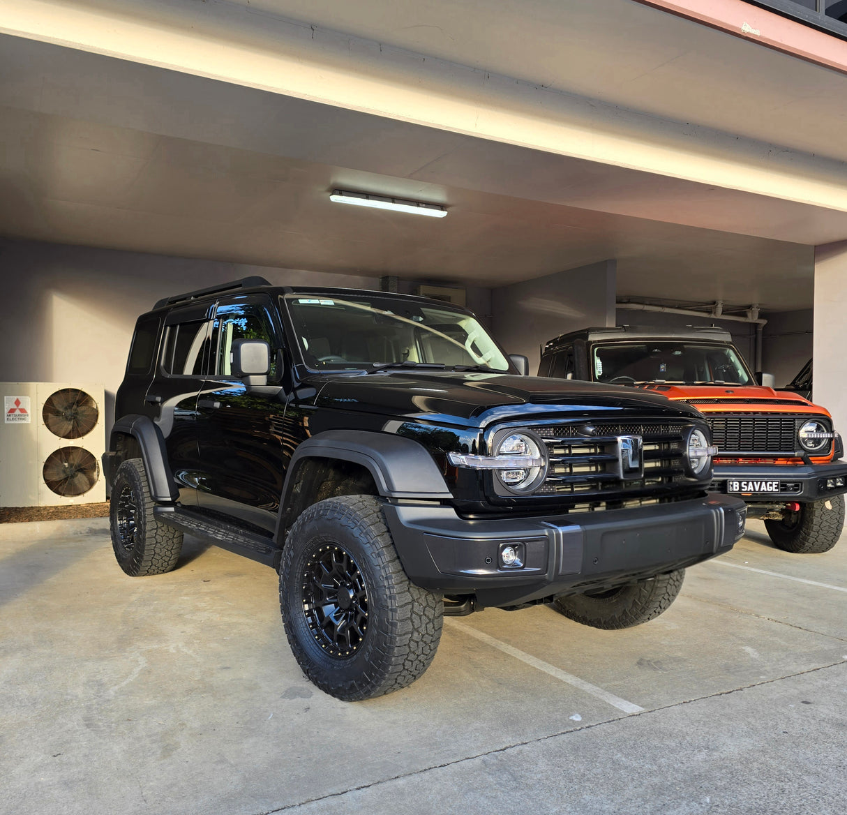 TANK 300 NITROGEN MONOTUBE SUSPENSION KIT