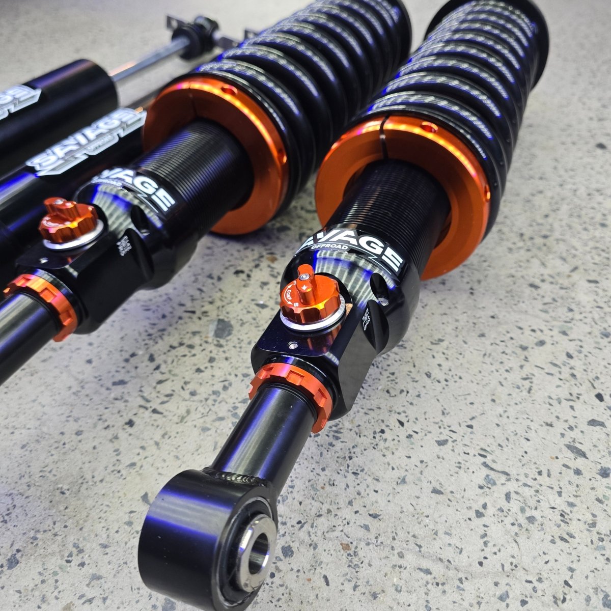 TANK 500 MONOTUBE NITROGEN SUSPENSION (HEV Only) - Savage Tech Australia