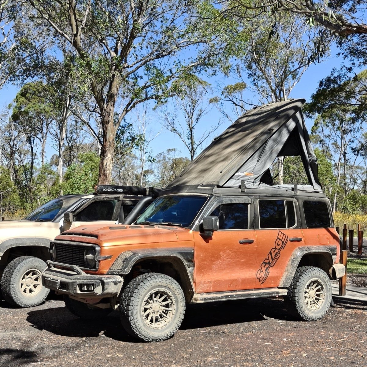 GWM TANK 300 SLIMLINE RACKLESS ROOFTOP TENT WITH LADDER - Savage Tech Australia