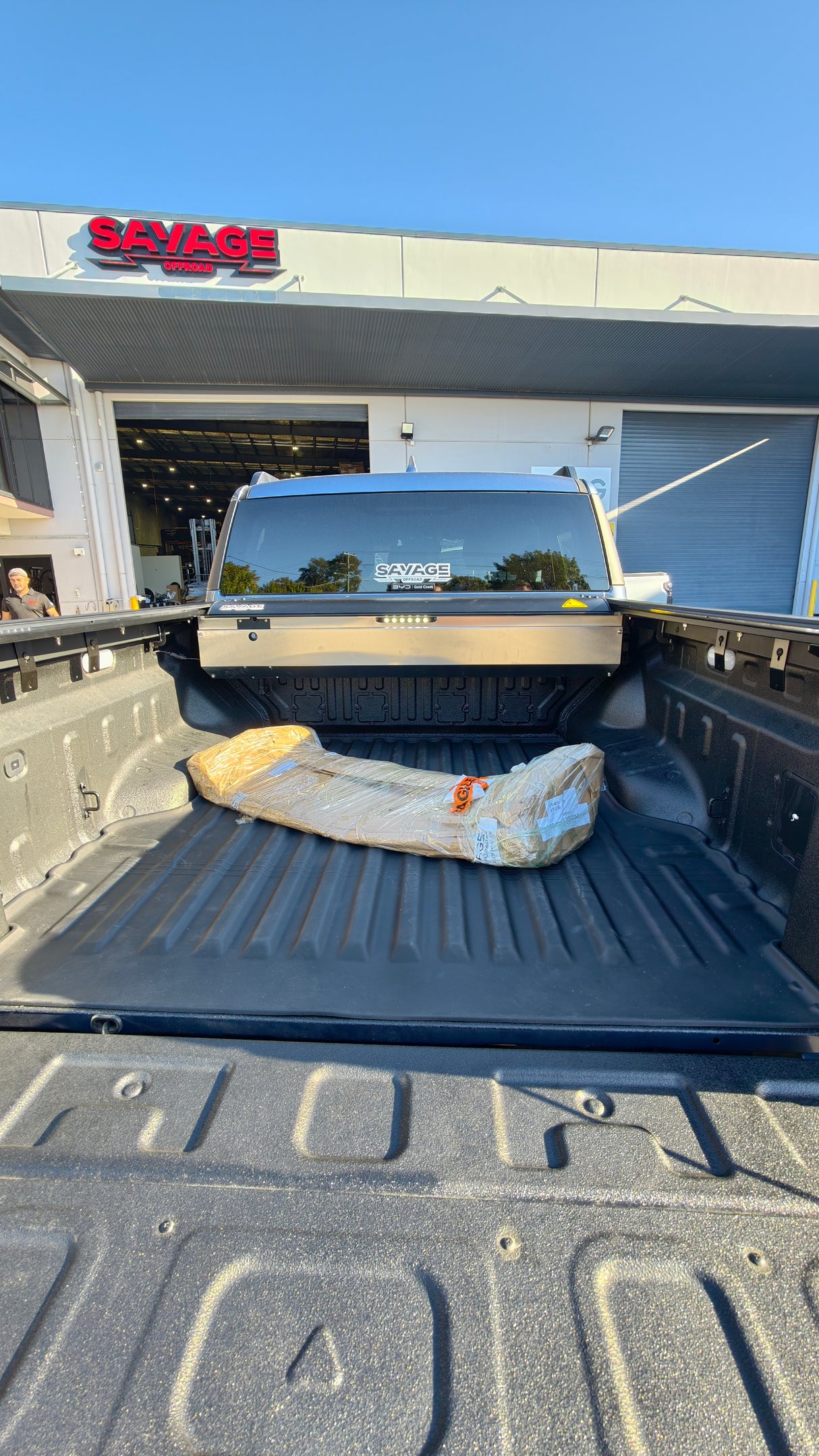 BYD SHARK 6 ELECTRIC CARGOGUARD PRO ROLLER SHUTTER