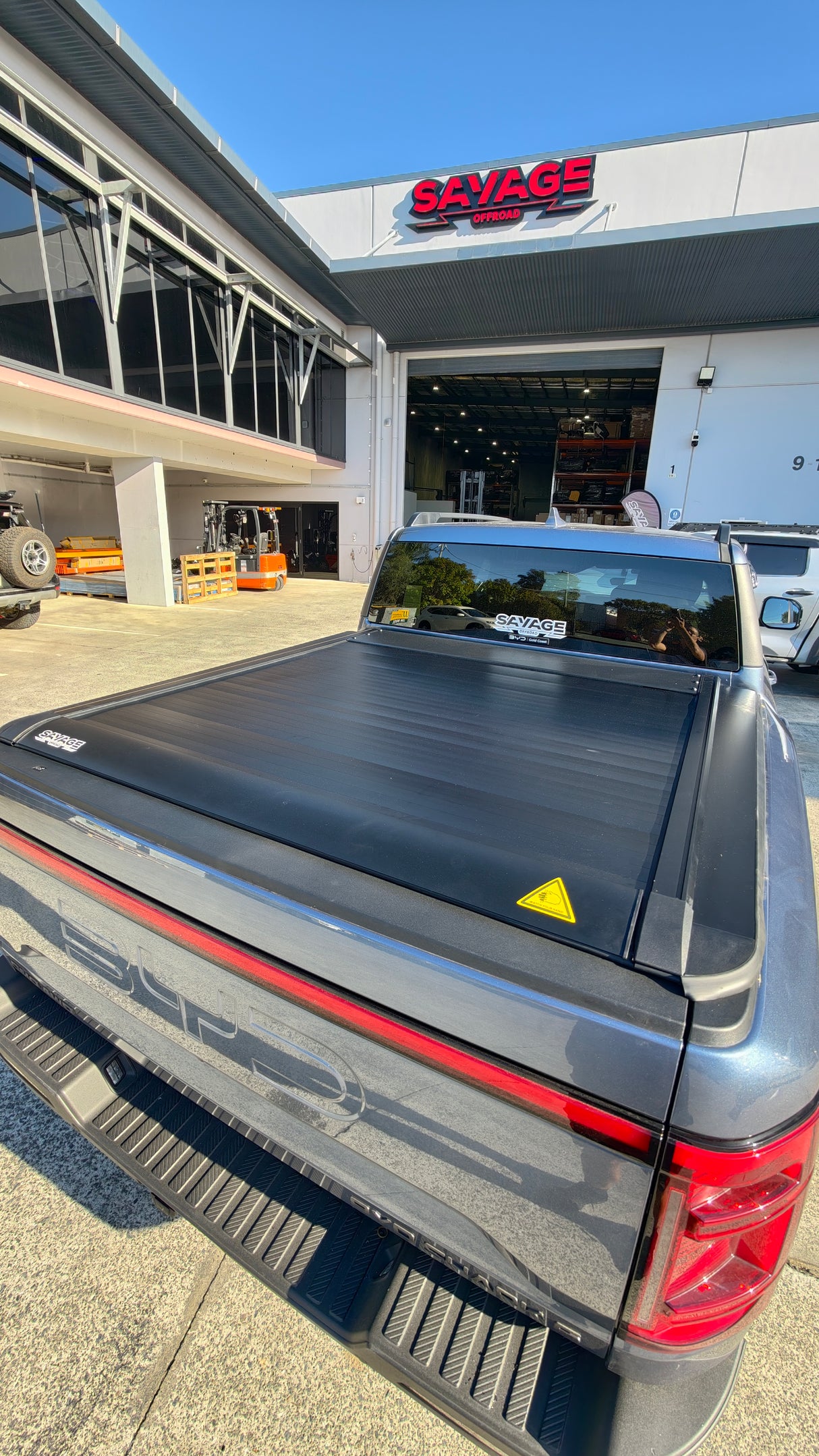 BYD SHARK 6 ELECTRIC CARGOGUARD PRO ROLLER SHUTTER