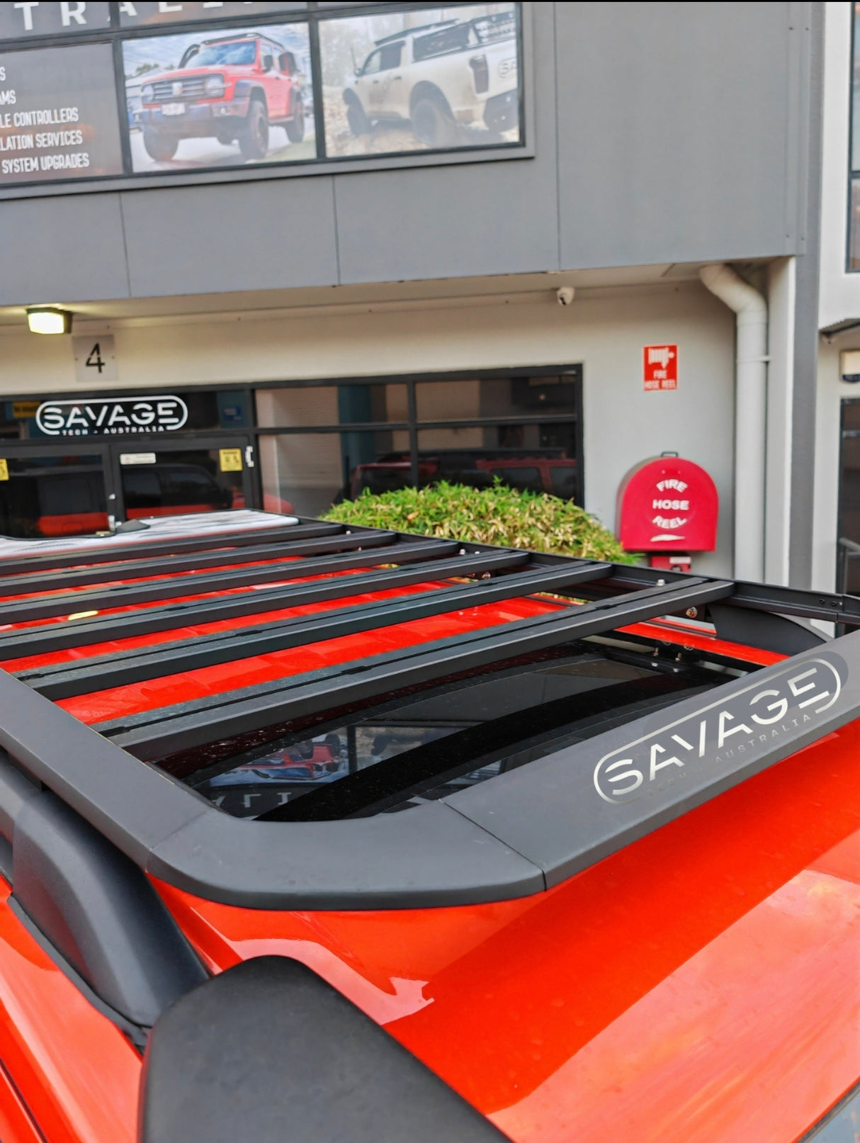 TANK 300 PLATFORM RACK (FULL LENGTH WITH REMOVABLE SUNROOF RAIL)