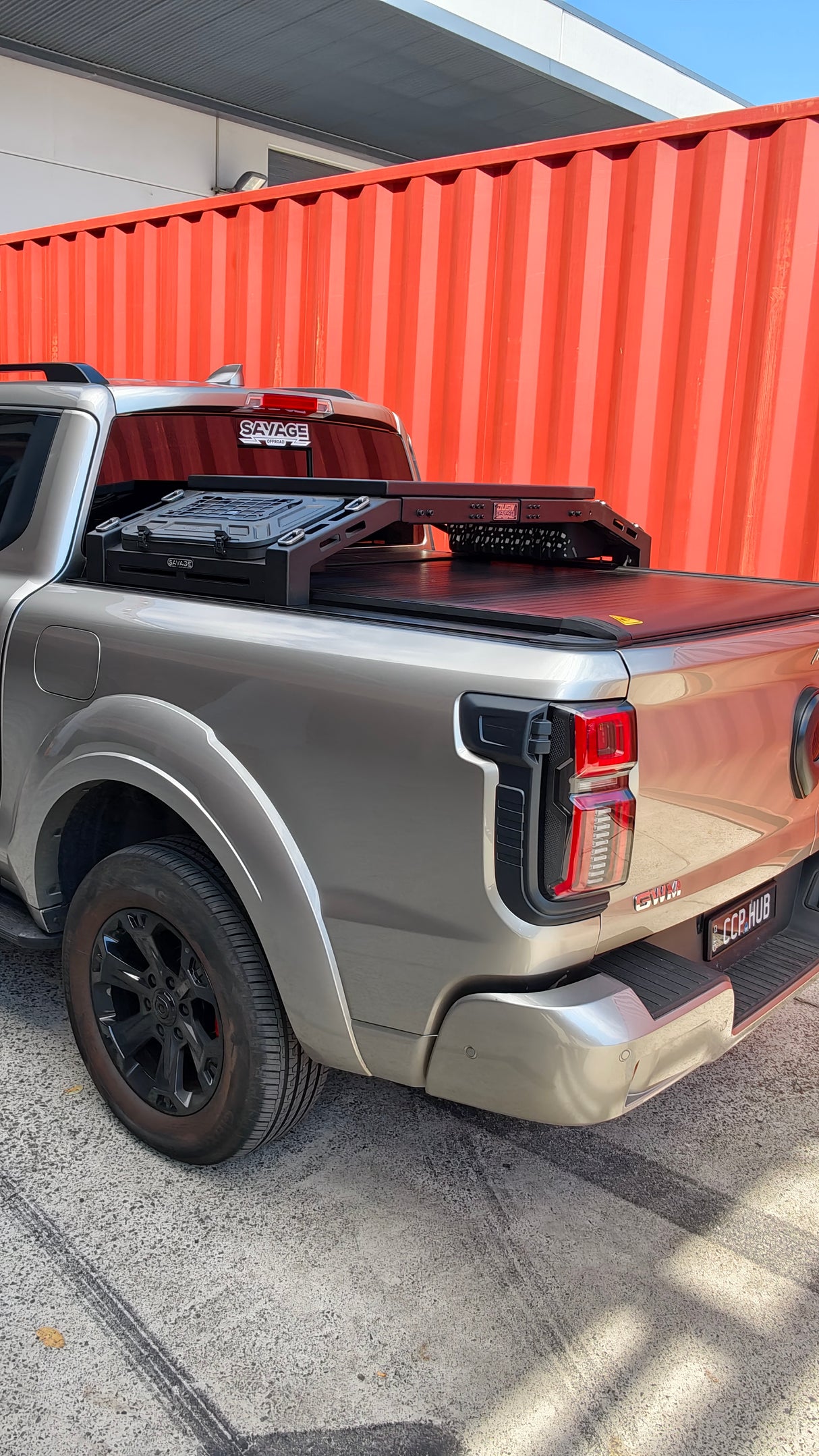 SAVAGE ROGUE TYRE/WHEEL CARRIER RACK WITH STORAGE PLATFORM