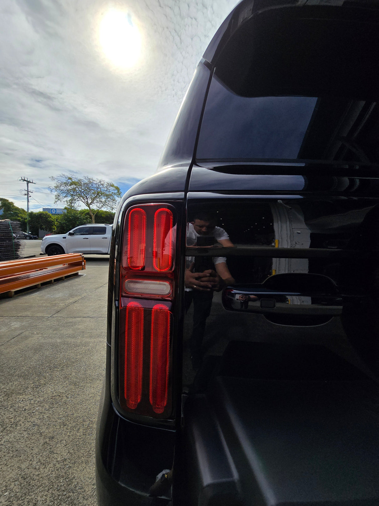 TANK 500 BLACKOUT TAILIGHTS & REAR DOOR