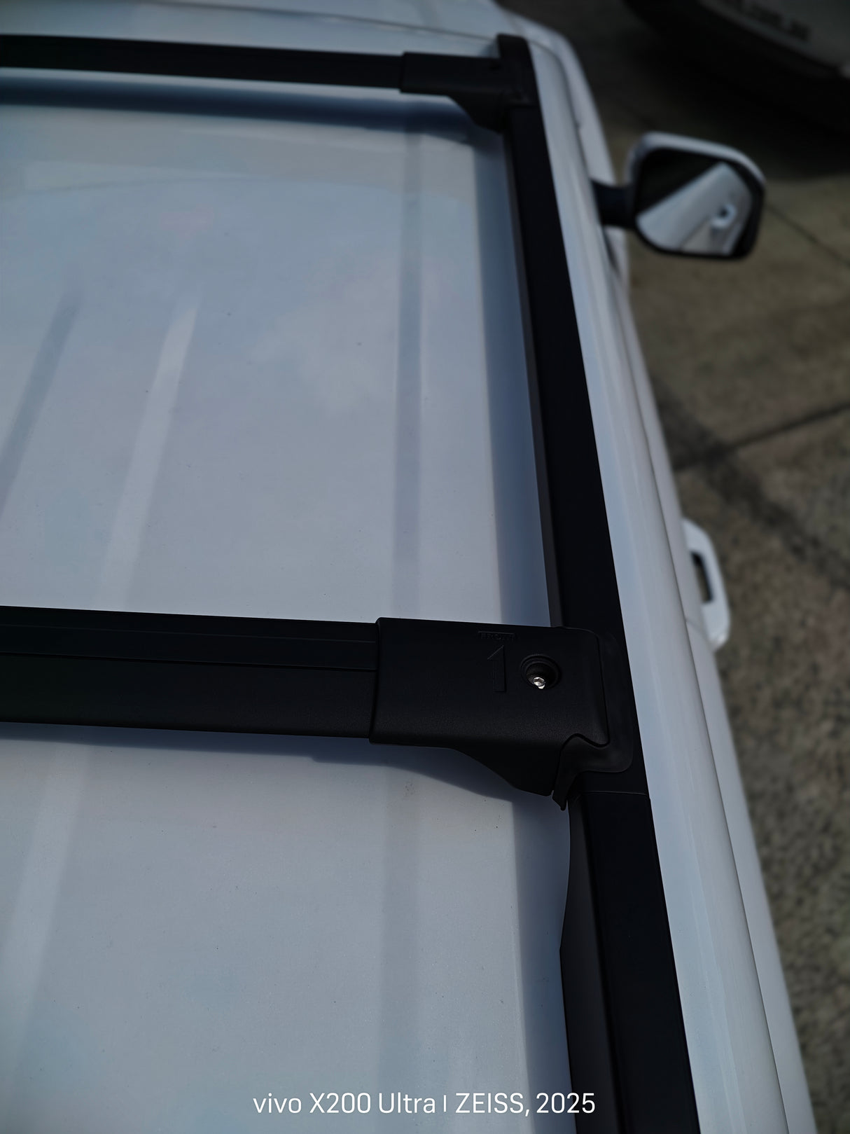 UNIVERSAL ADJUSTABLE ROOF CROSS BARS – FITS BYD SHARK & TANK 300