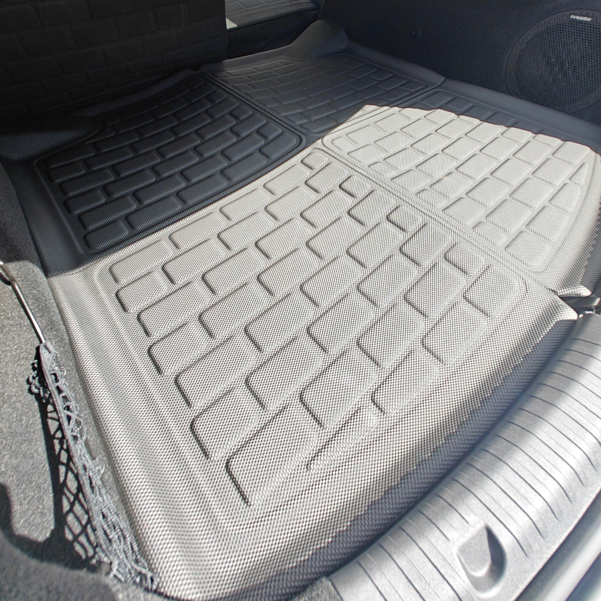 BYD SEAL 2024 11-PIECE FLOOR MAT KIT โ PREMIUM PROTECTION WITH CARPET INSERT