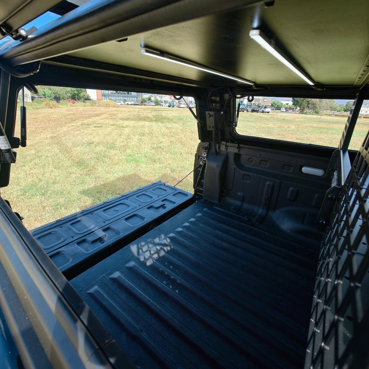 BYD SHARK 6 SAVAGE PREDATOR CANOPY WITH CENTRAL LOCKING & BUILT IN INTERIOR LIGHTING - Savage Tech Australia