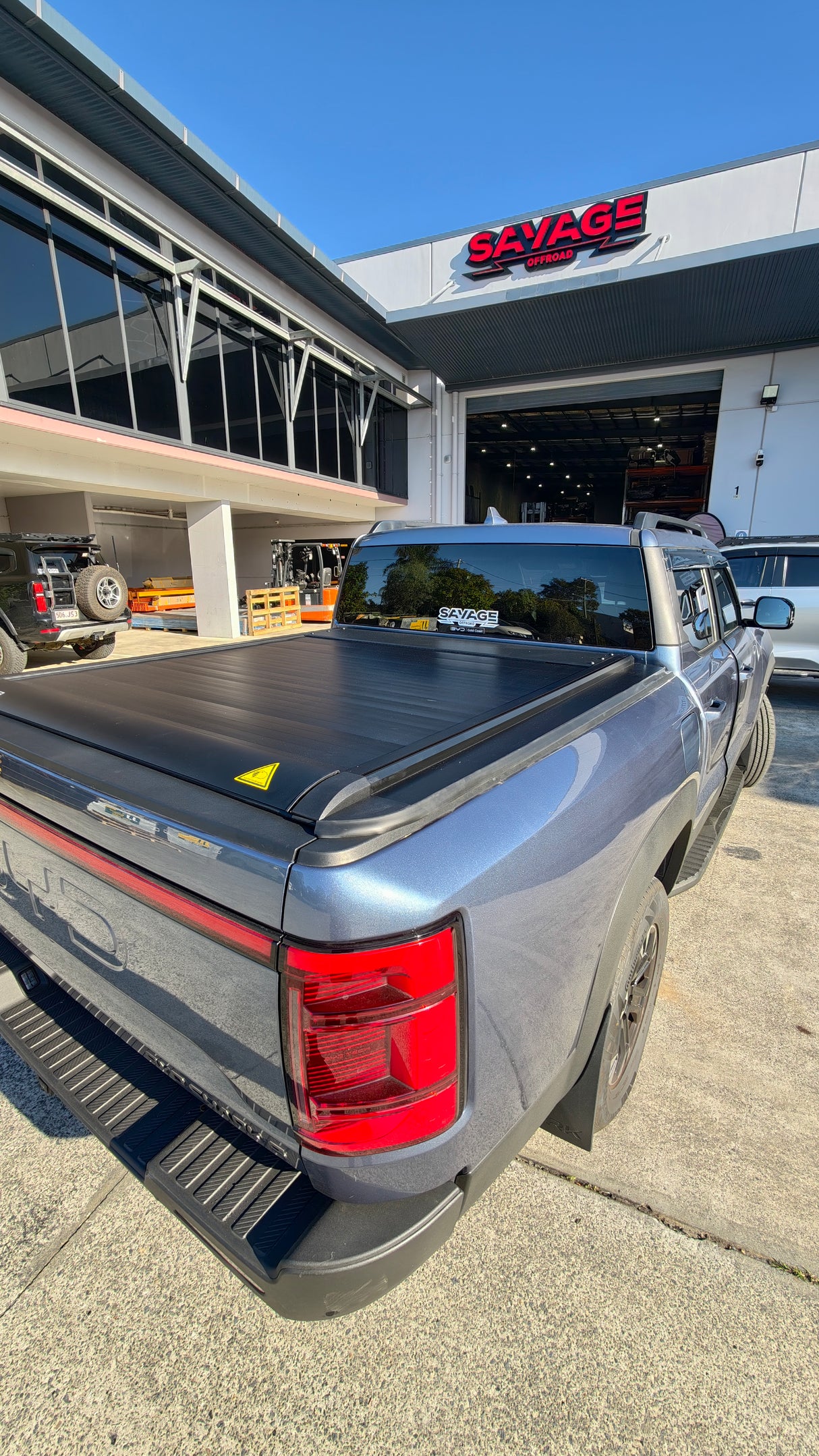 BYD SHARK 6 ELECTRIC CARGOGUARD PRO ROLLER SHUTTER