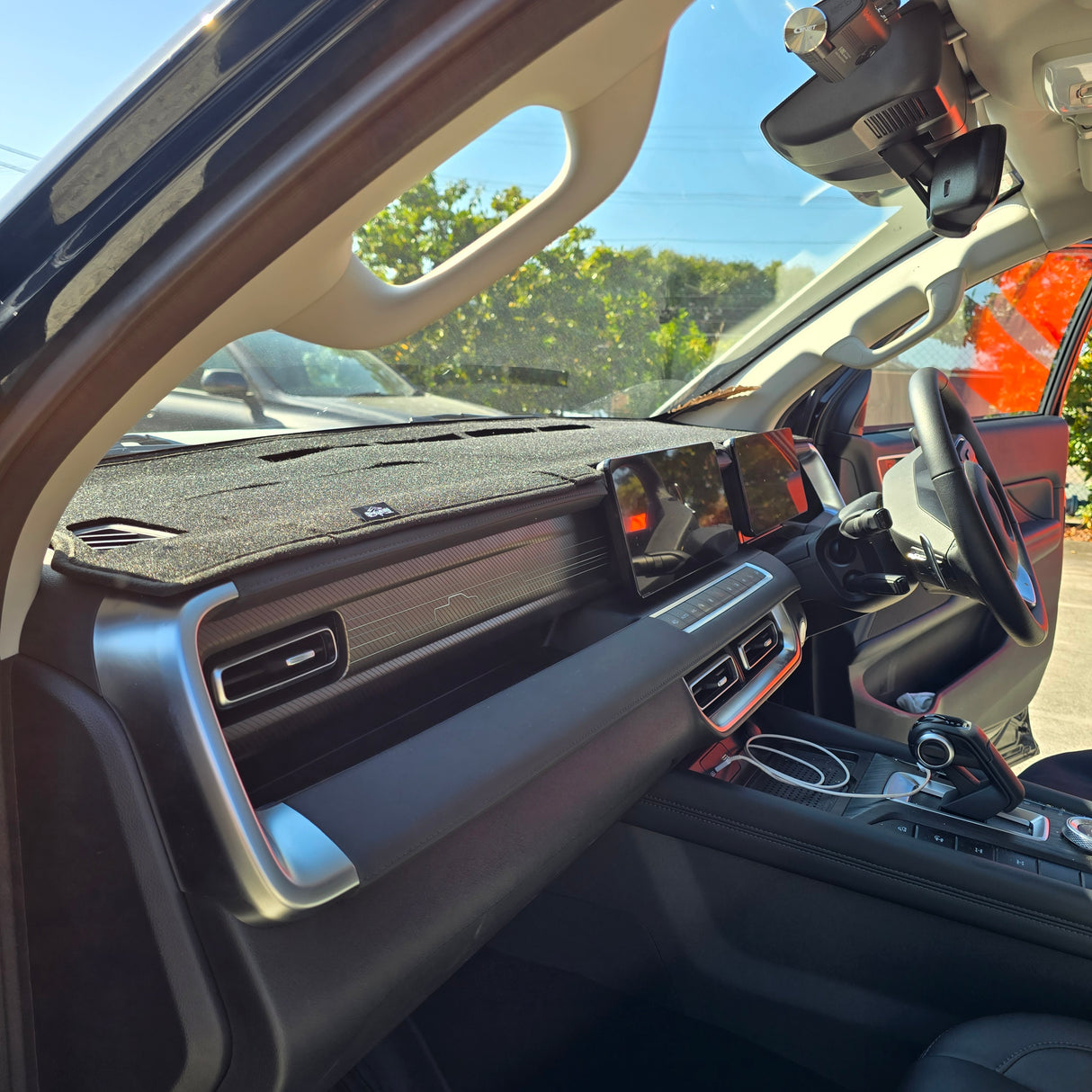 GWM CANNON 2025+ DASHMAT PREMIUM, LUX, ULTRA VANTA & XSR