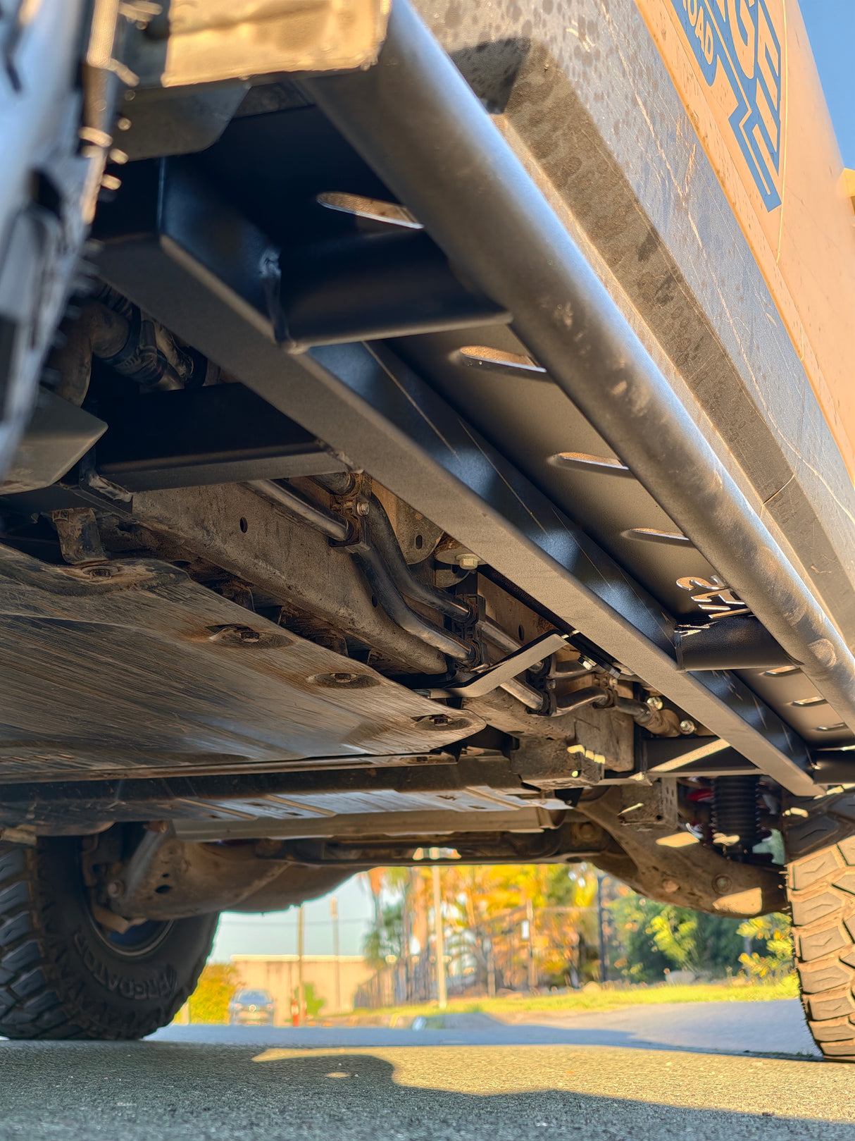 BYD SHARK 6 SAVAGE EDGE ROCKSLIDERS