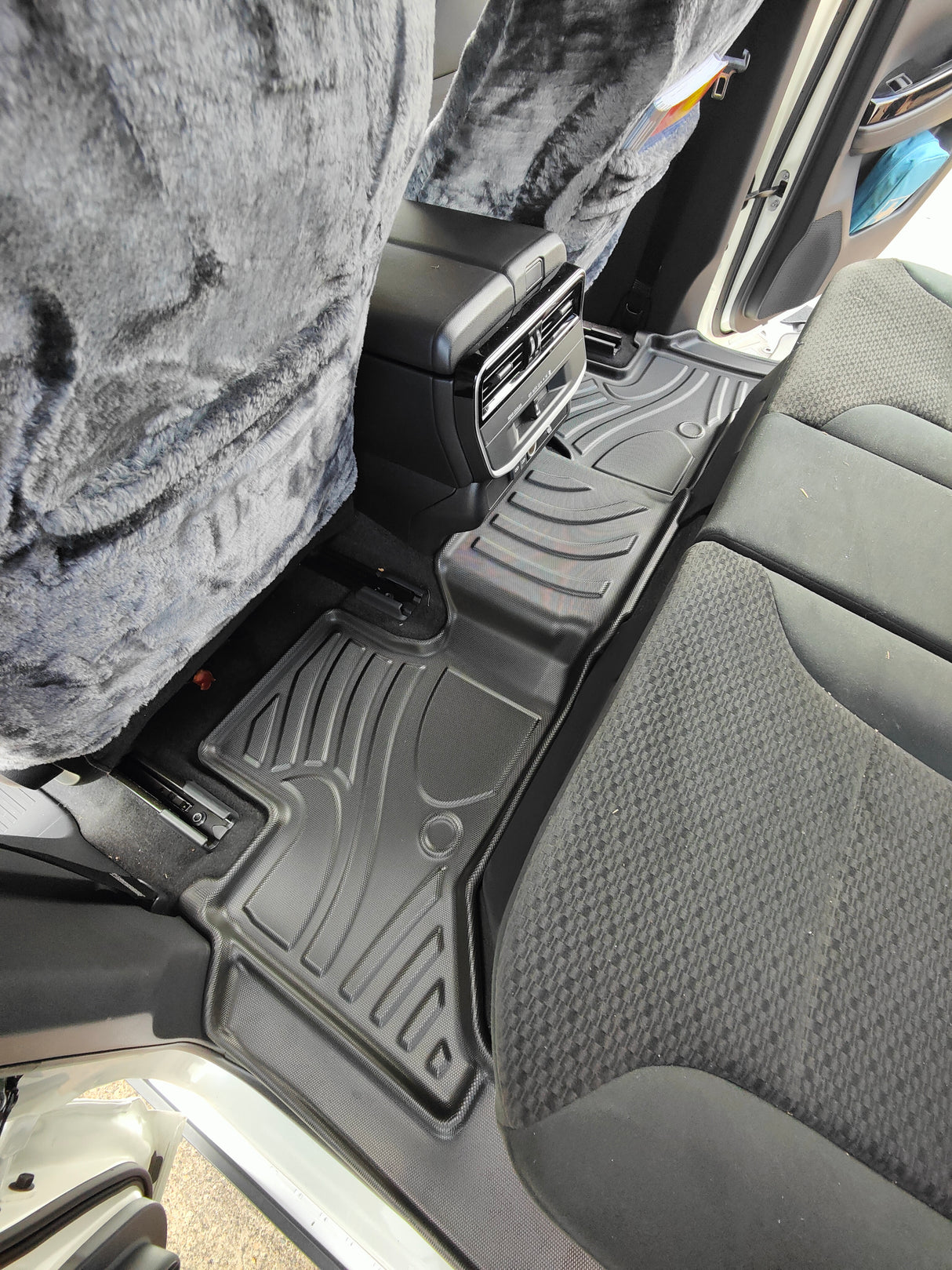 TOYOTA LANDCRUISER LC300 3D MOULDED FLOOR MATS FOR LAND CRUISER