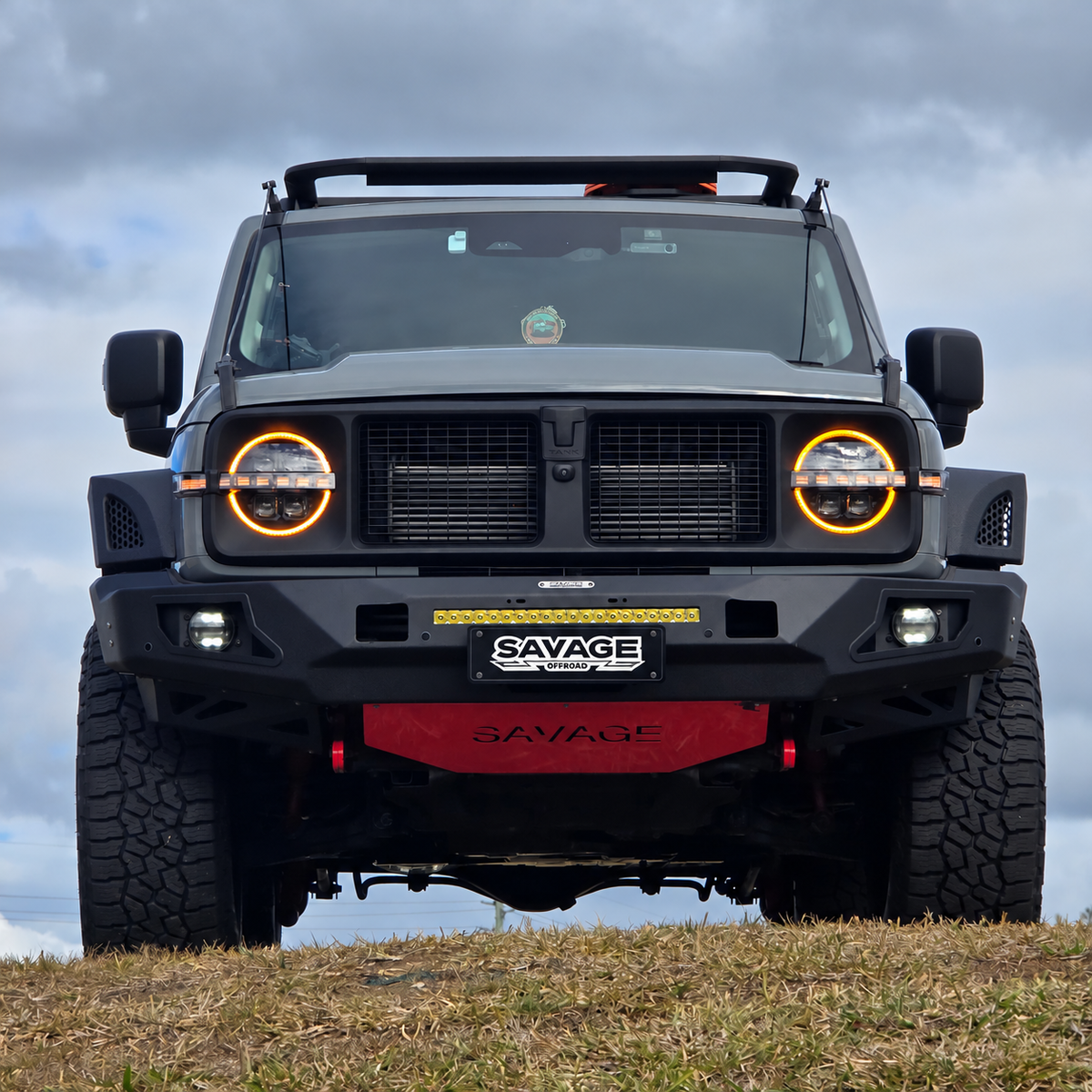TANK 300 IRONCLAD GRILLE