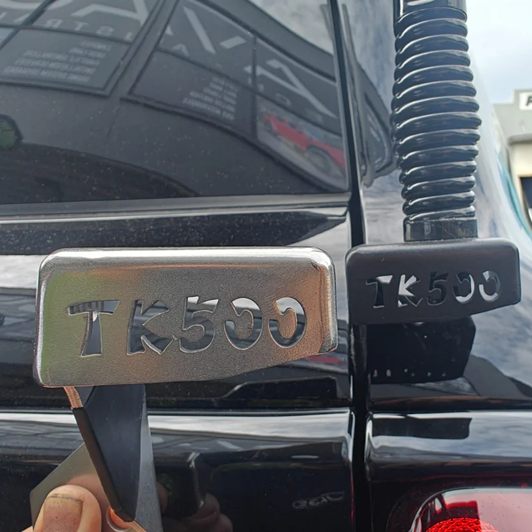 TANK 500 UHF ANTENNA REAR DOOR MOUNT