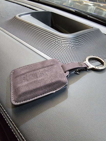 TANK 300 & 500 KEY CASE SUEDE