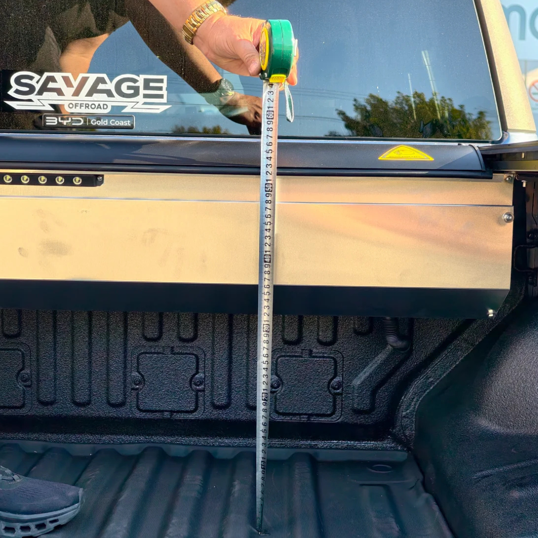 BYD SHARK 6 ELECTRIC CARGOGUARD PRO ROLLER SHUTTER