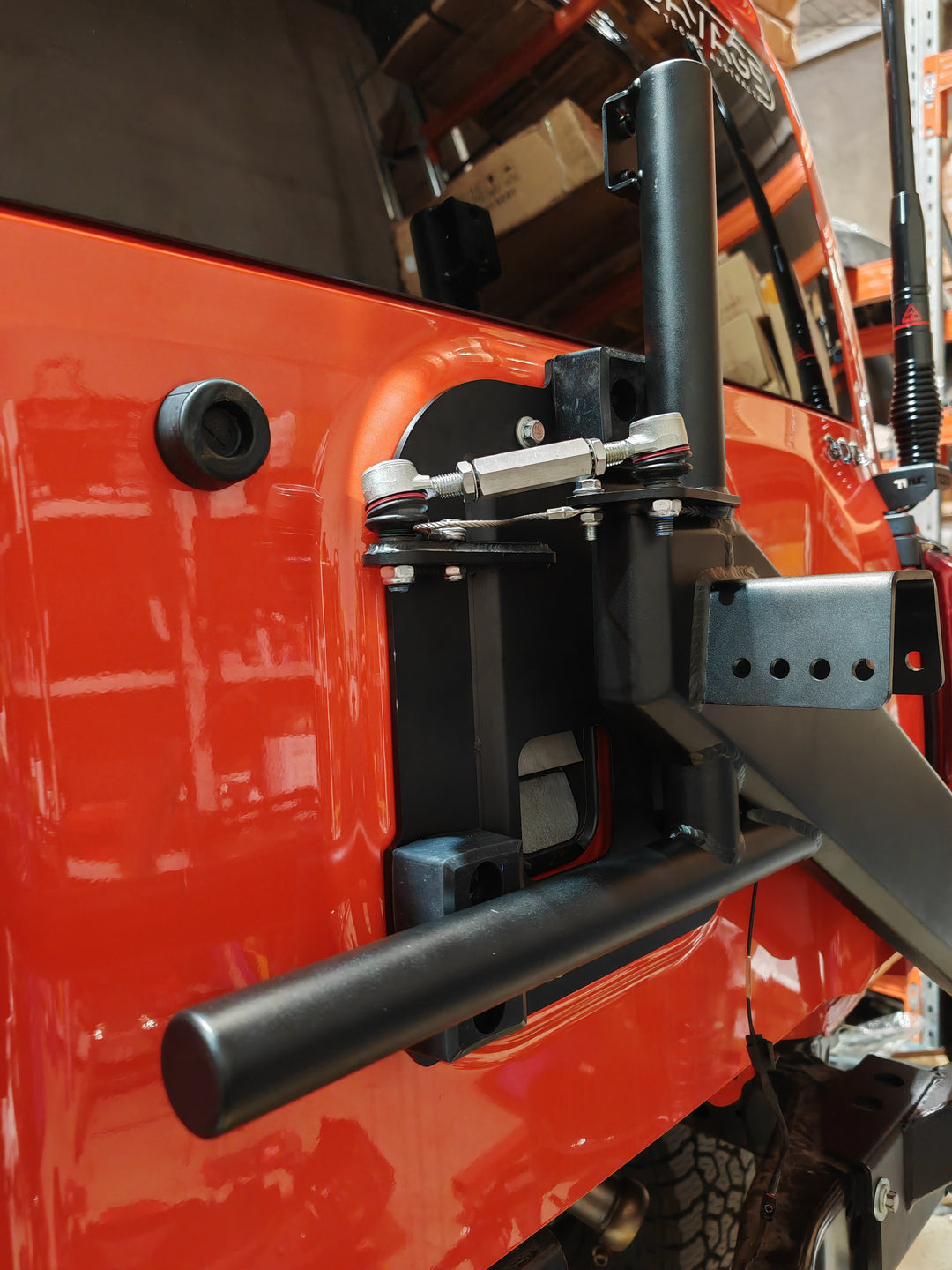 TANK 300 REAR TYRE CARRIER – Savage Tech Australia