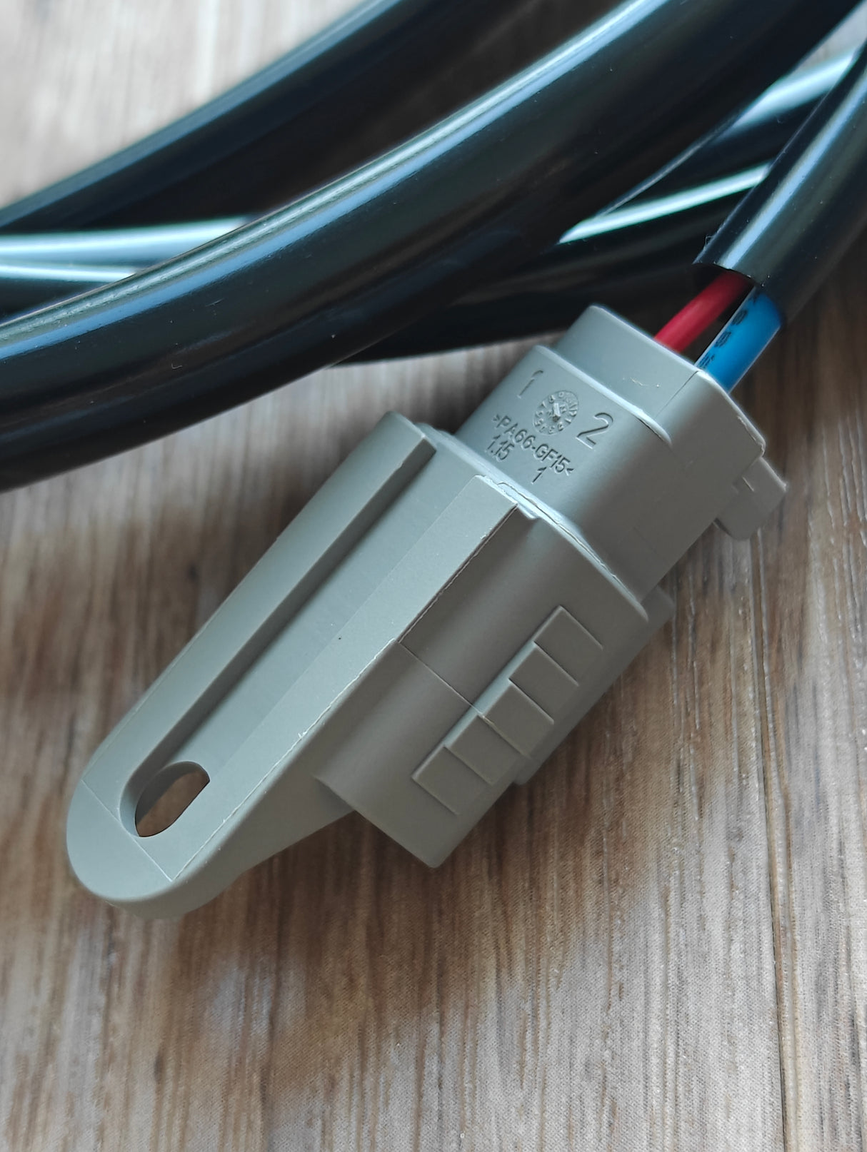 TANK 300 SAVAGE TOWKIT TOW BAR HARNESS PLUG AND PLAY (NOT COMPATIBLE WITH HYBRID HEV OR DIESEL)