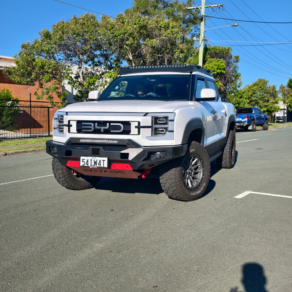 BYD SHARK 6 SAVAGE ATTACK HOOPLESS BAR