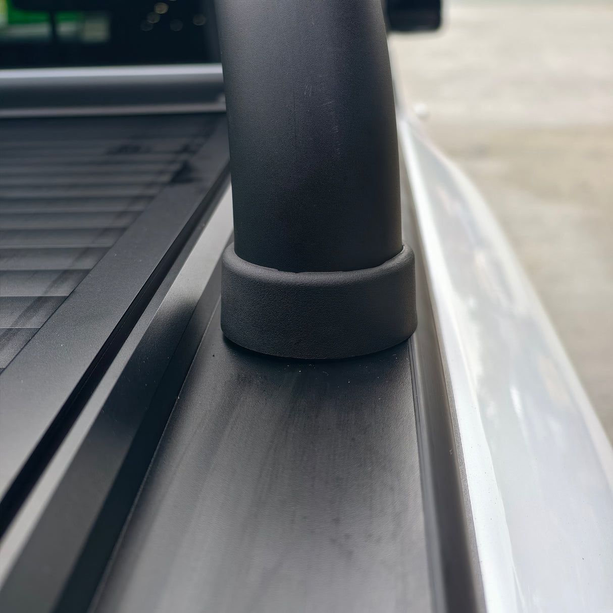 BYD SHARK 6 MANUAL CARGOGUARD V3 BASE ROLLER SHUTTER