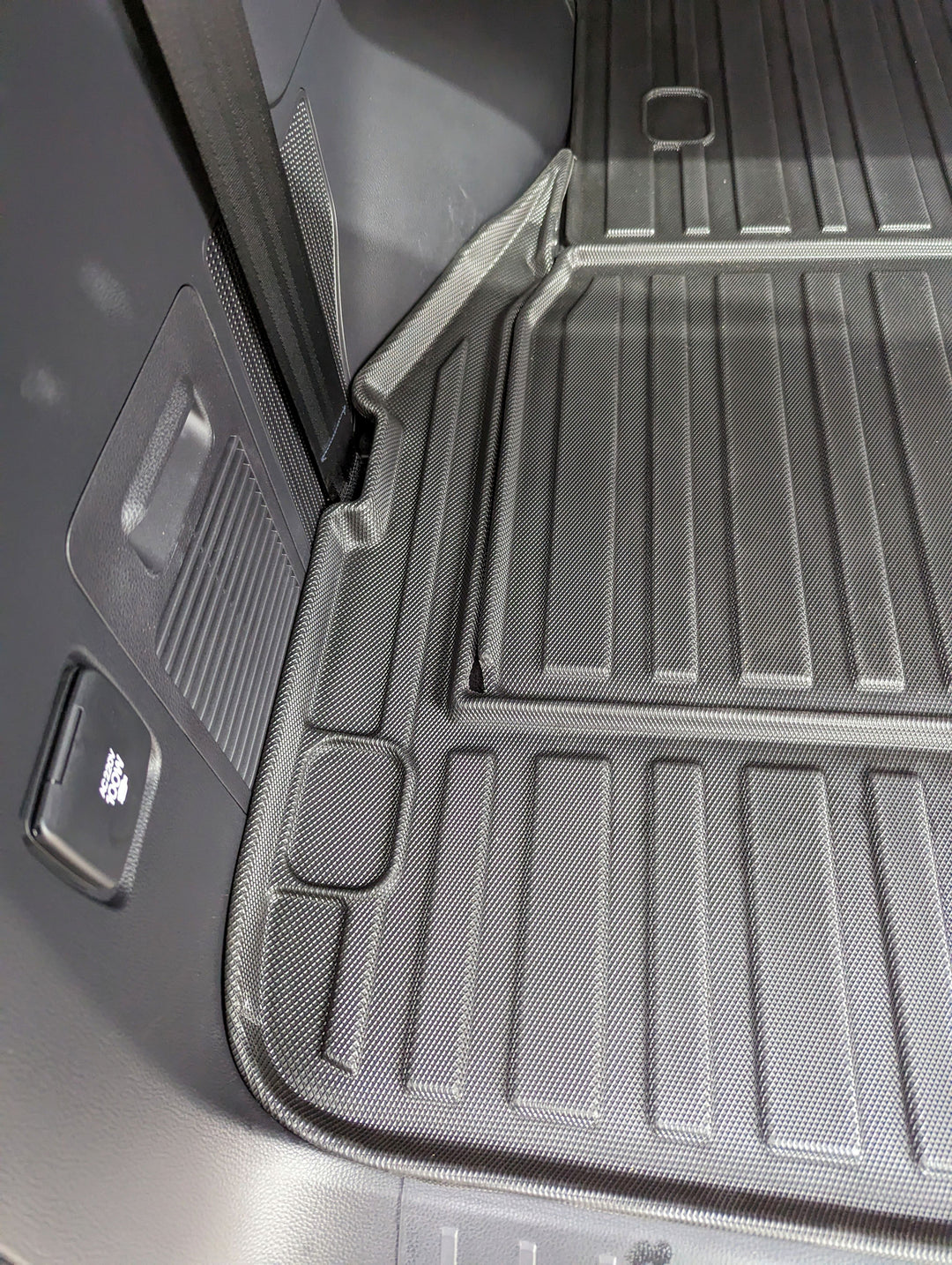 TOYOTA LANDCRUISER LC300 3D MOULDED BOOT MAT 7 SEATER