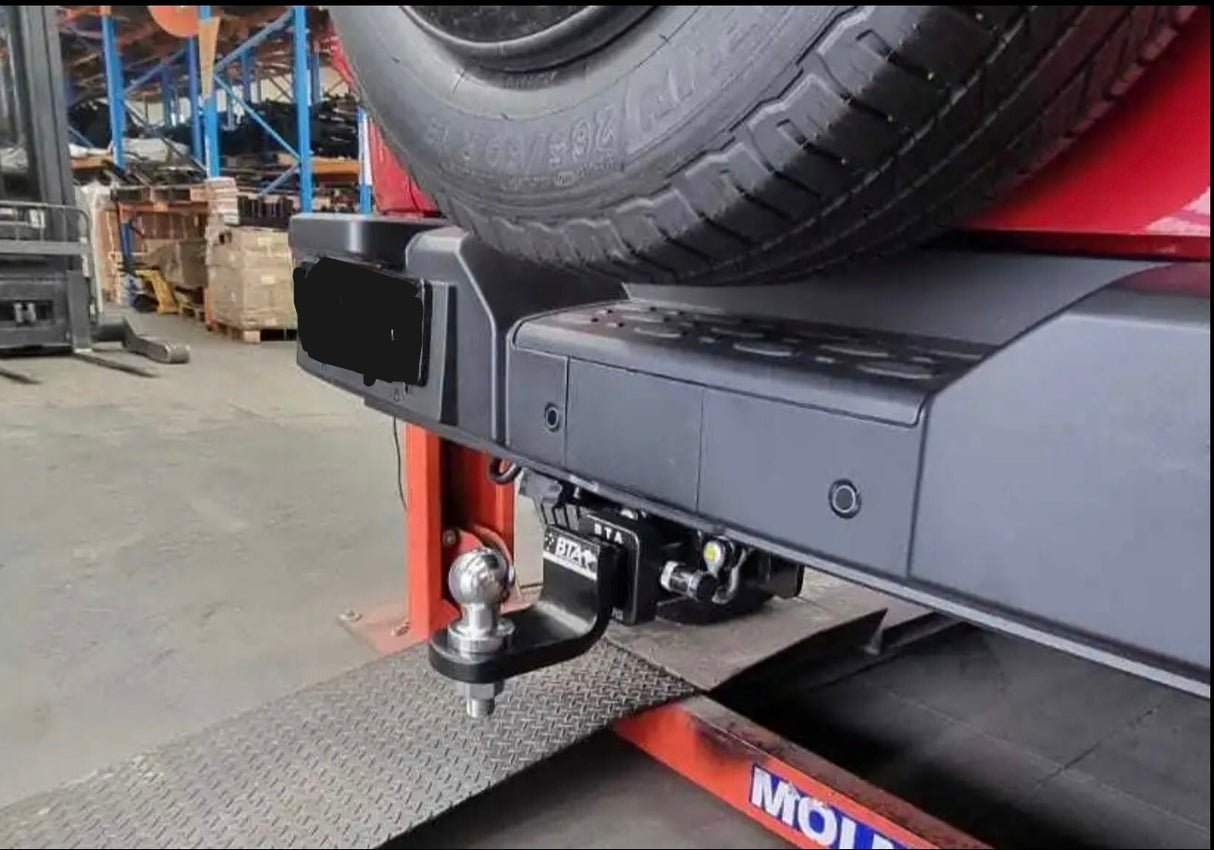 TANK 300 TOW BAR