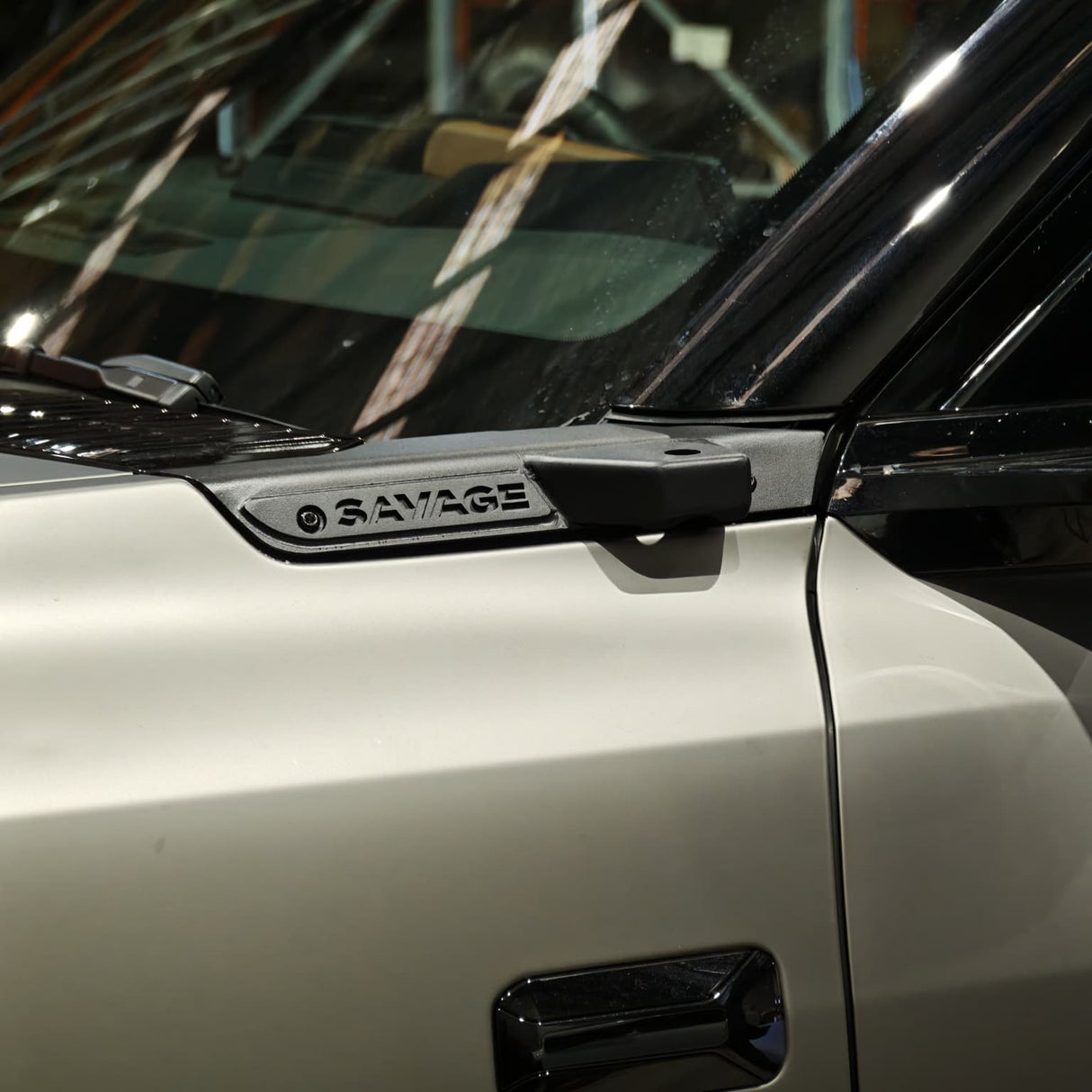 Denza B8 UHF antenna mount fitted to the guard in powder coated black- SAVAGETECH.COM.AU