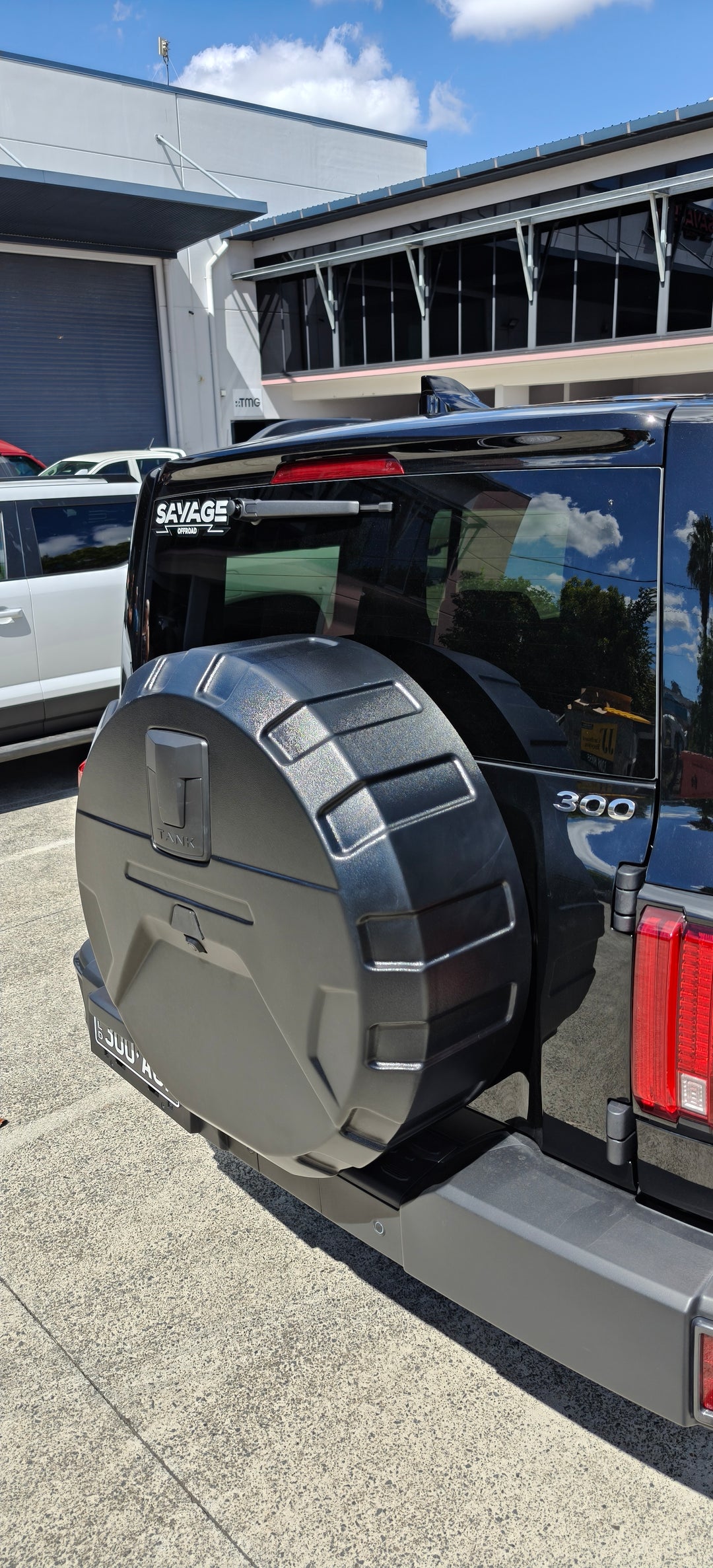 TANK 300 TYRE COVER WITH BLACK LOGO