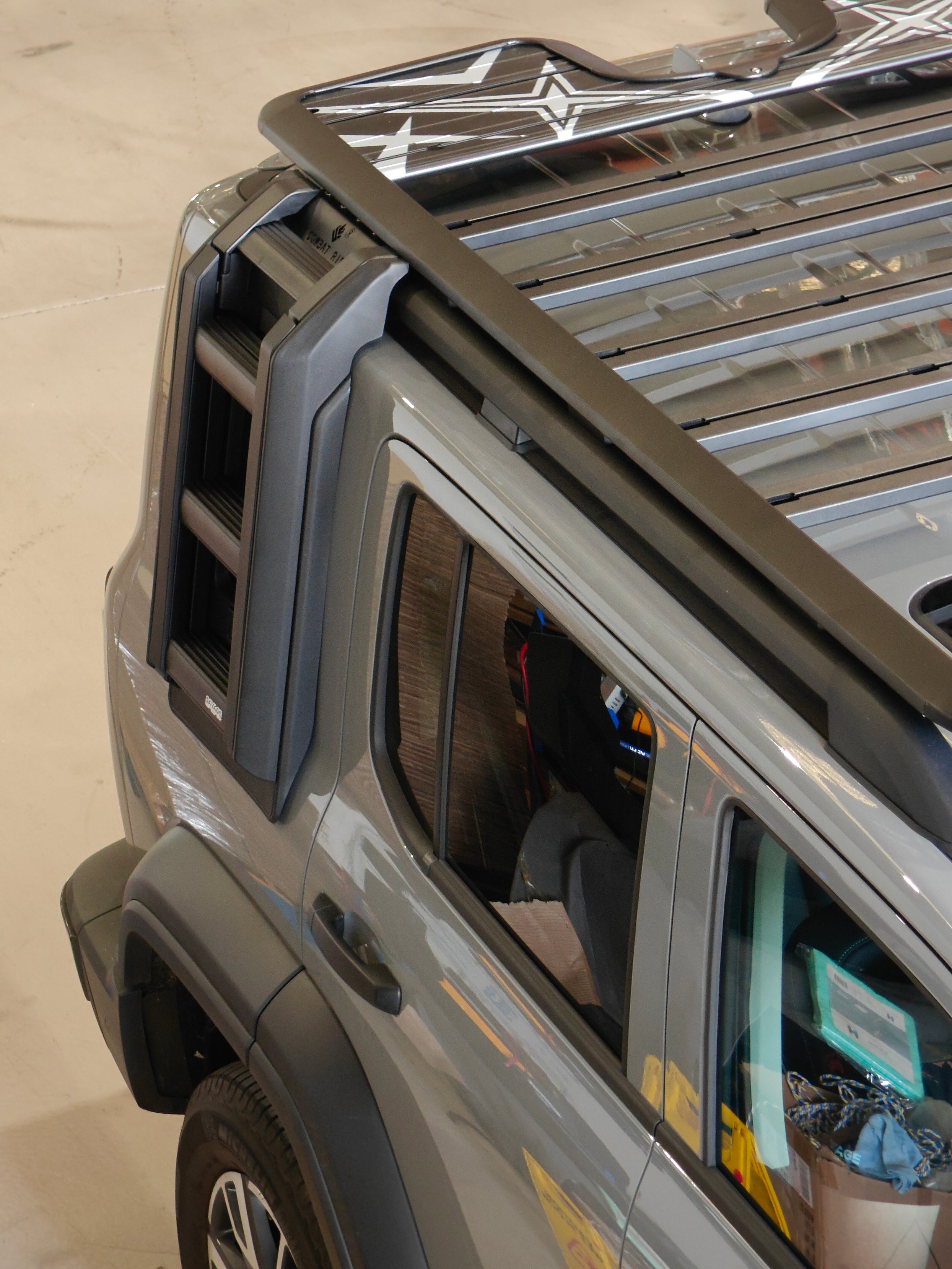 TANK 300 PLATFORM RACK (FULL LENGTH WITH REMOVABLE SUNROOF RAIL ...