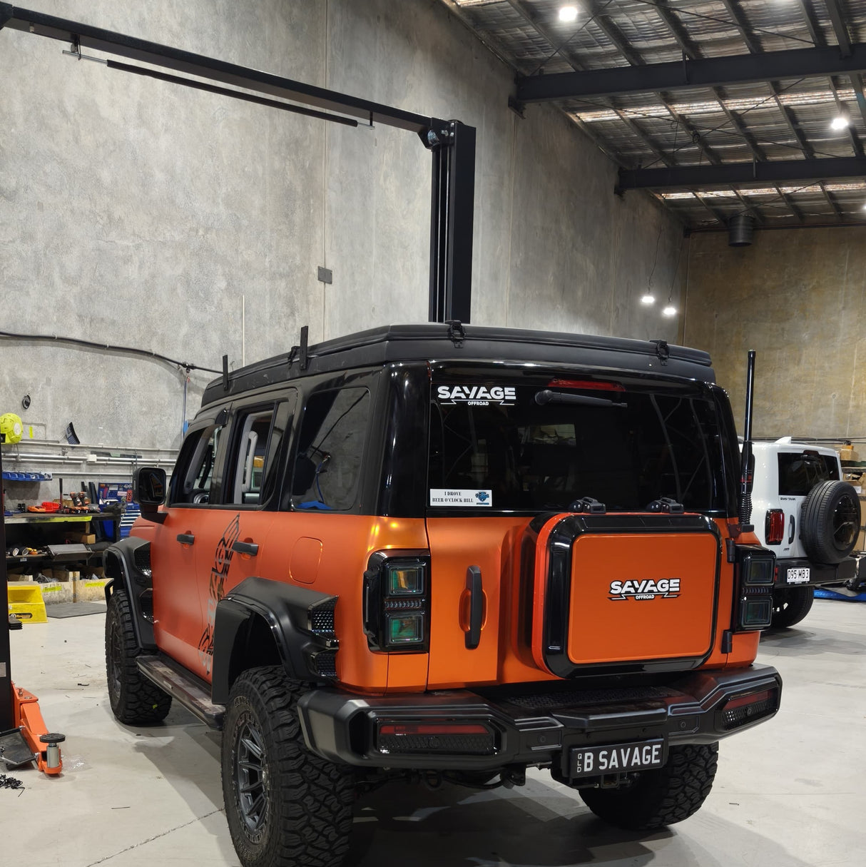 GWM TANK 300 SLIMLINE RACKLESS ROOFTOP TENT WITH LADDER