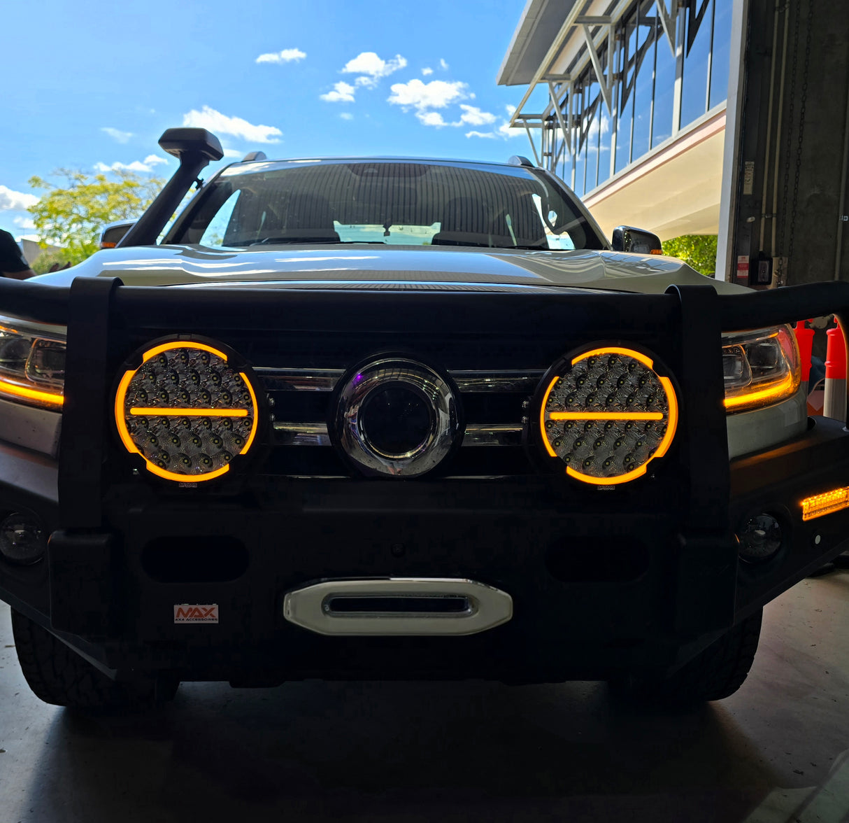 9" LED SAVAGE BLAZE SPOT LIGHTS DRIVING LIGHTS