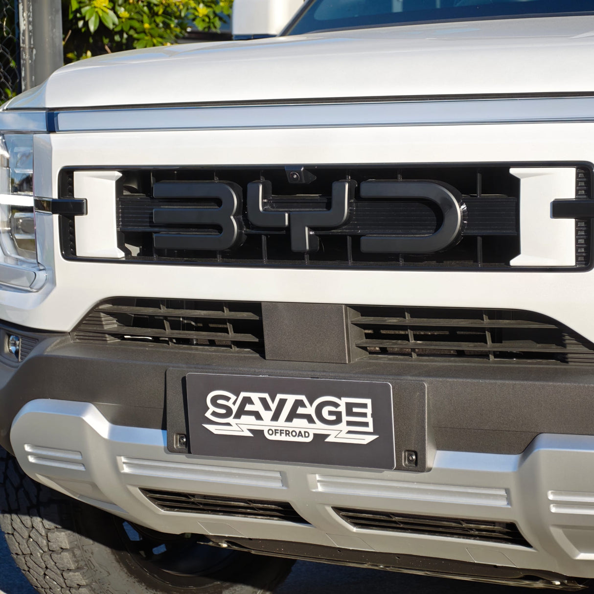 BYD Shark 6 Front Logo Blackout Cover - Savage Tech Australia