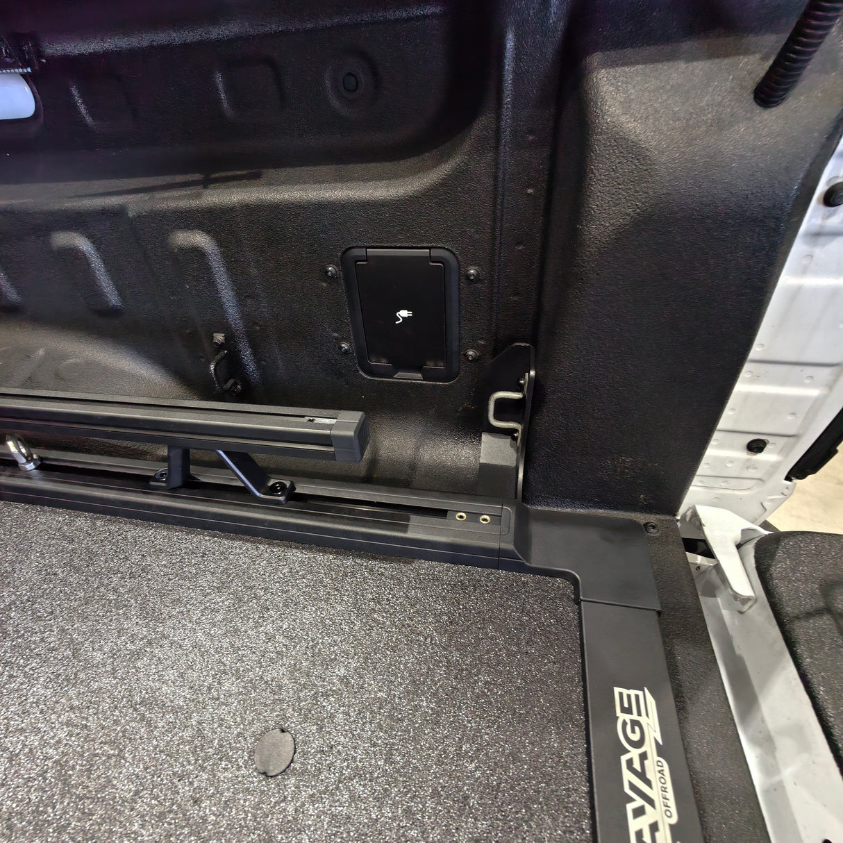 BYD SHARK 6 ROGUE FLOOR SLIDE